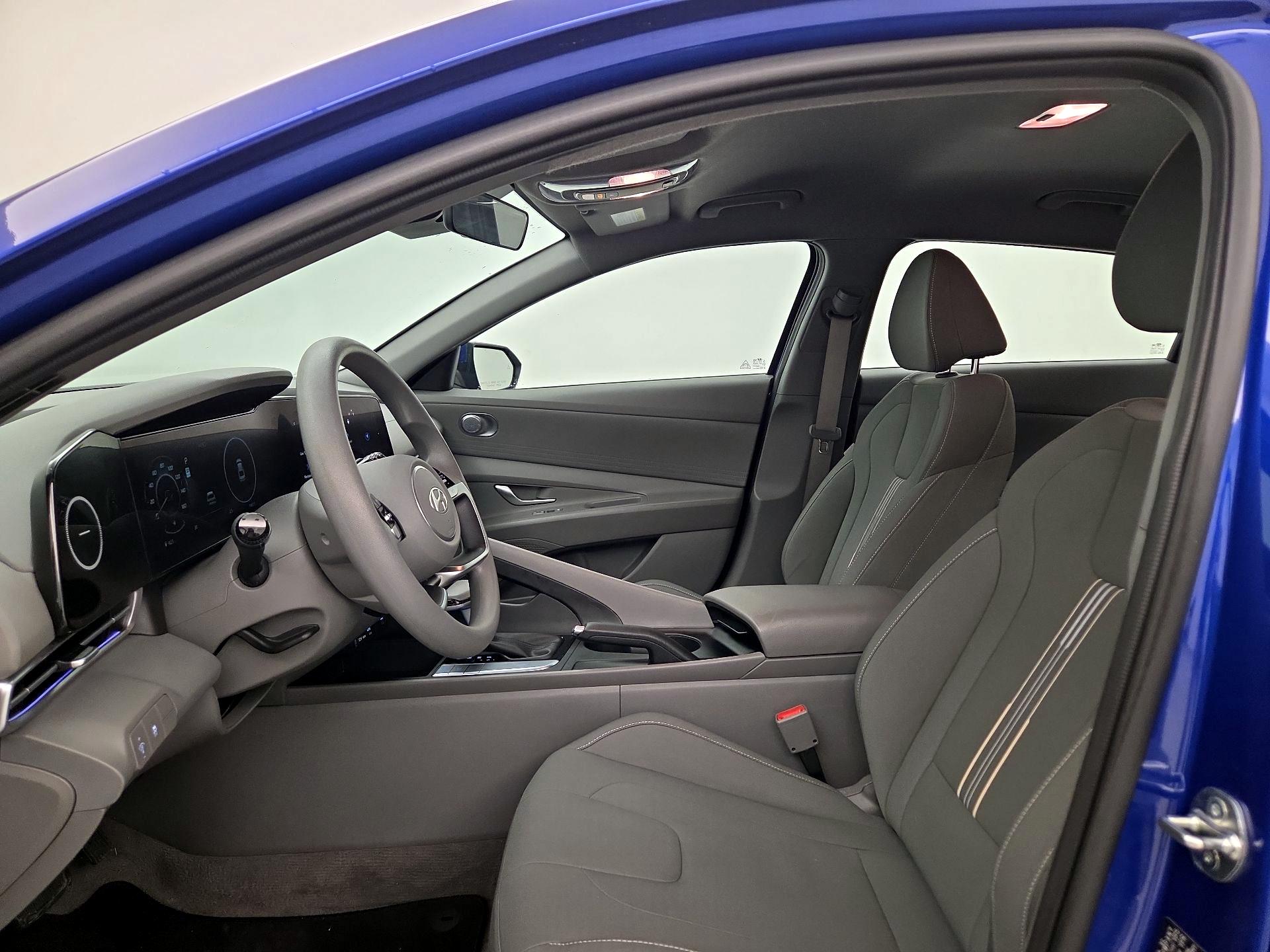 Thumbnail: 2024 Hyundai Elantra - 11