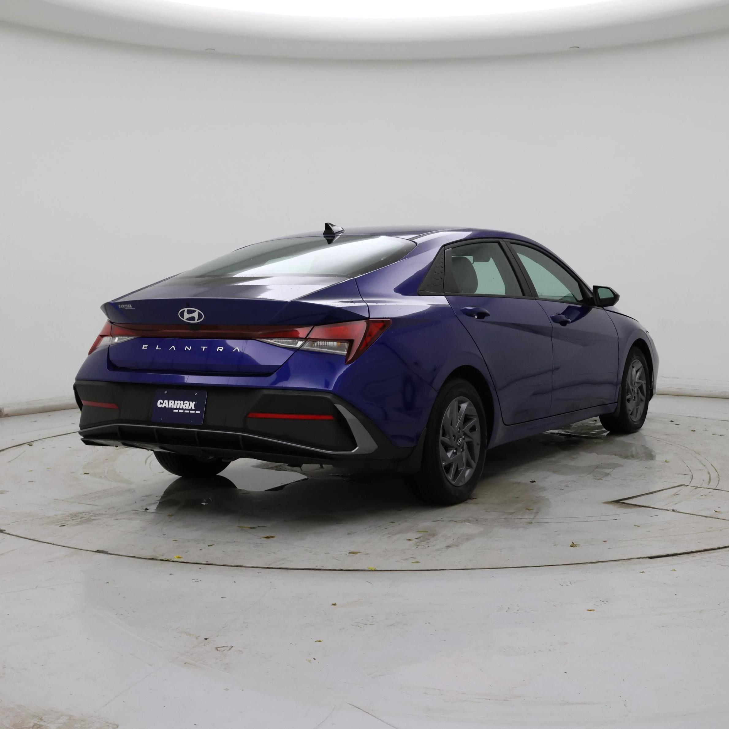 Thumbnail: 2024 Hyundai Elantra - 8