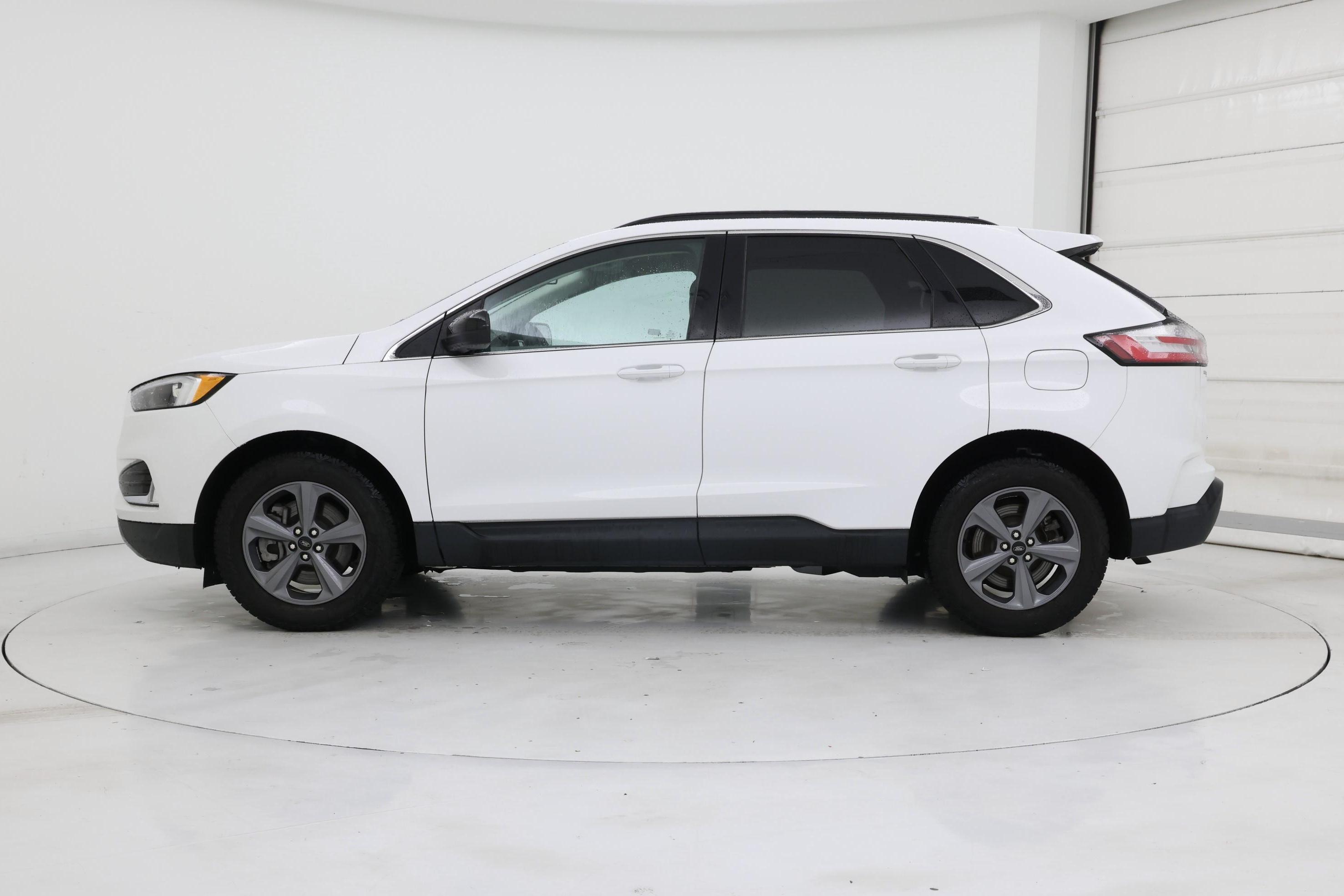 Thumbnail: 2022 Ford Edge - 3