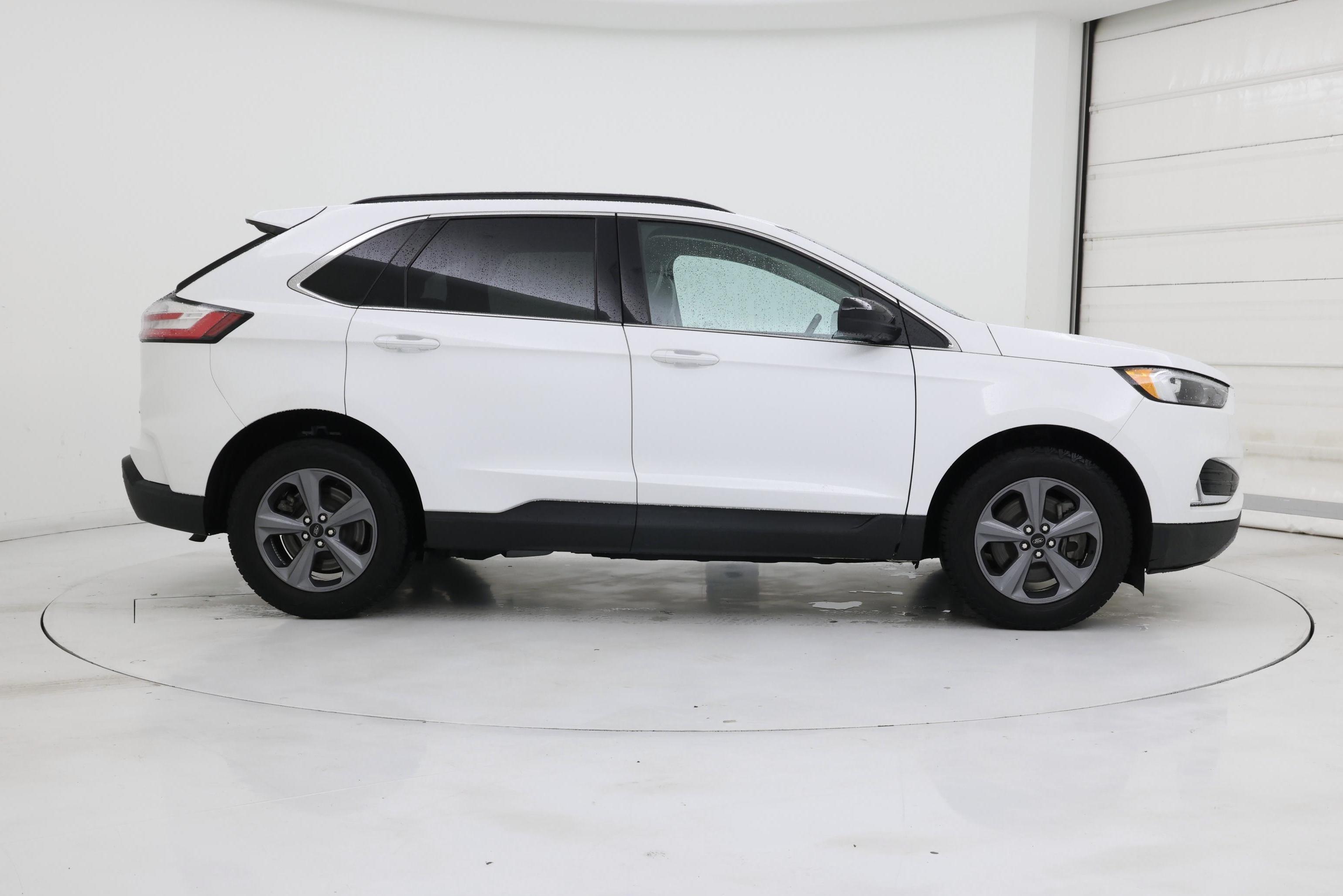 Thumbnail: 2022 Ford Edge - 7