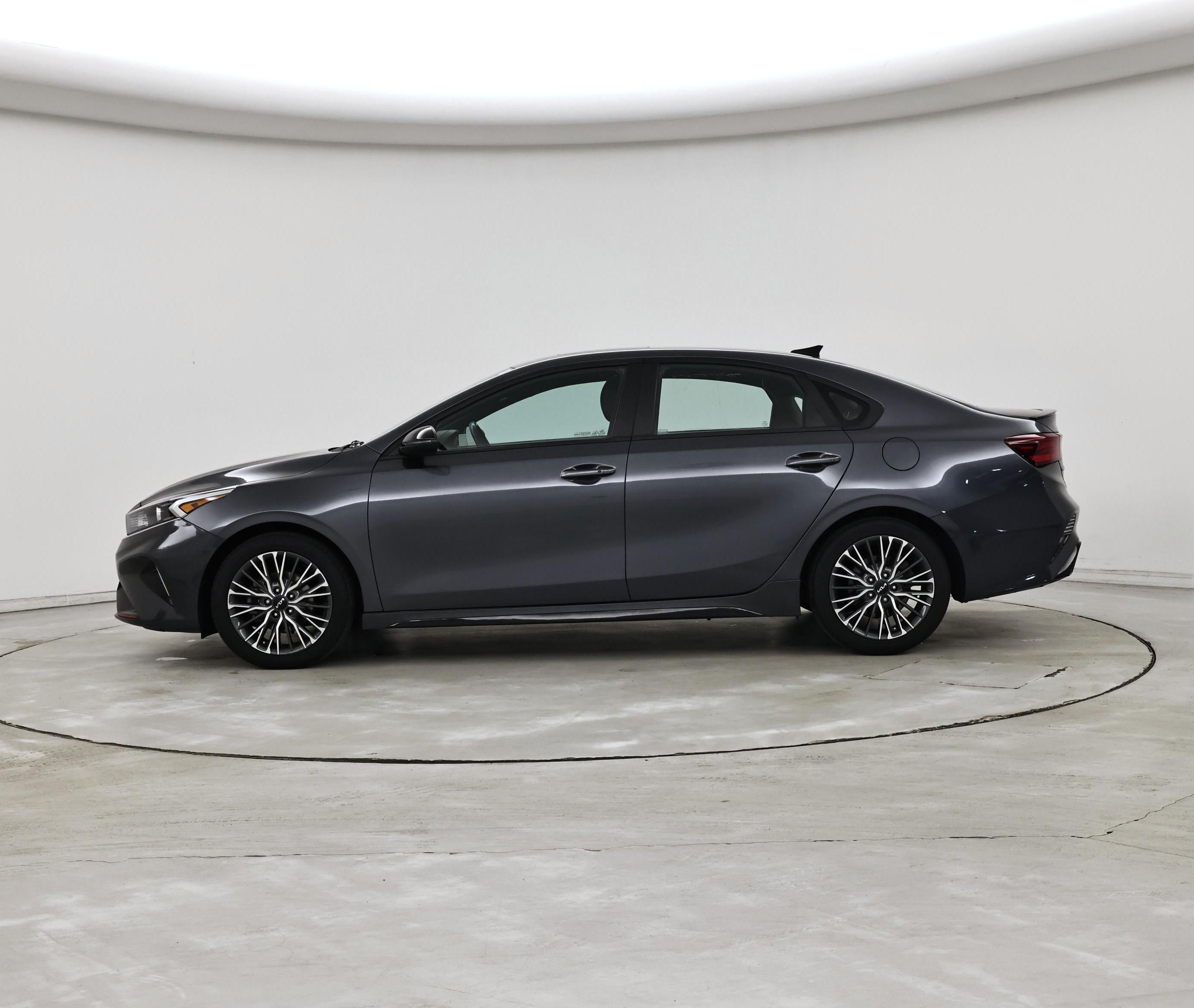 Thumbnail: 2023 Kia Forte - 3