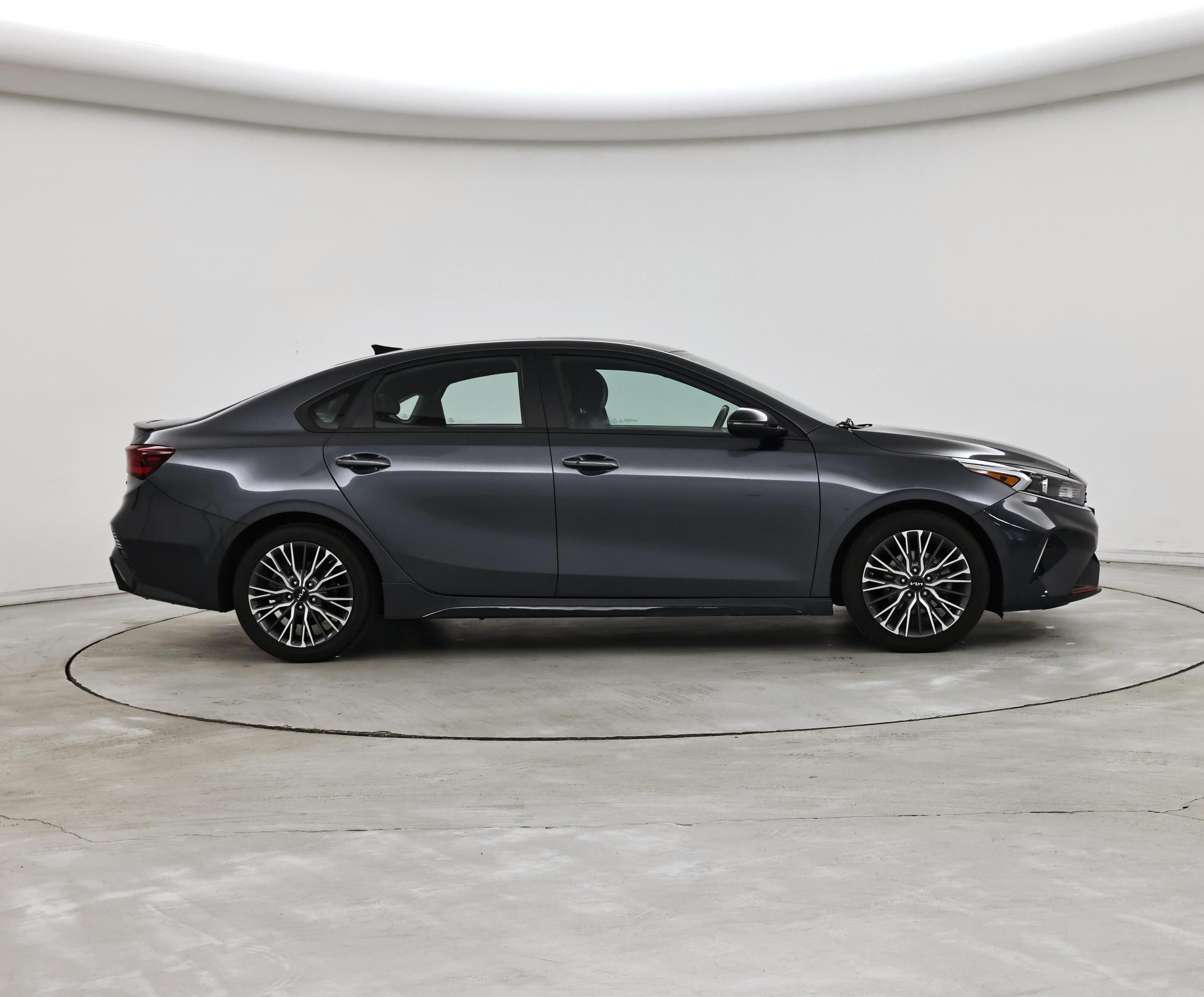 Thumbnail: 2023 Kia Forte - 7