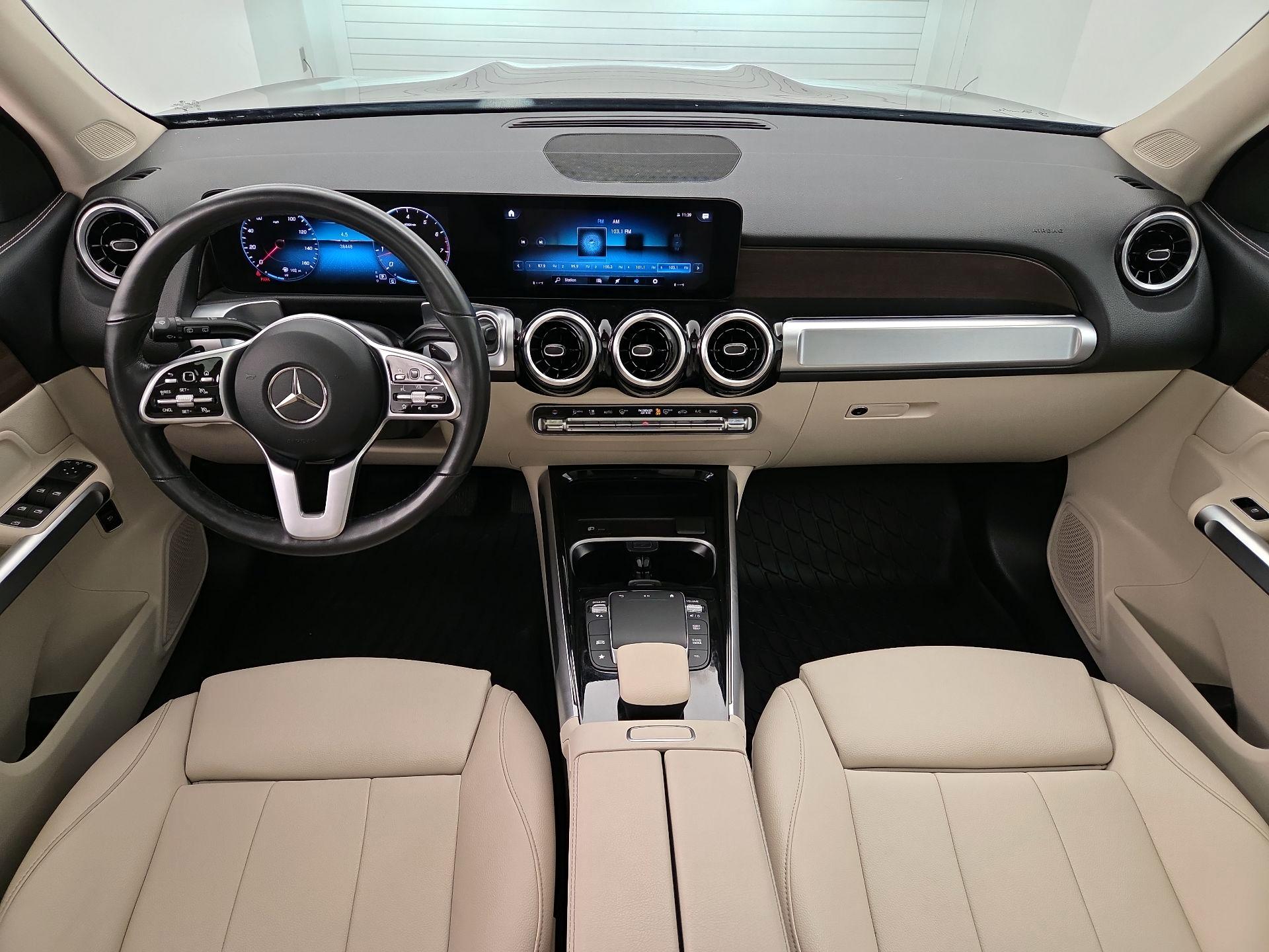 Thumbnail: 2023 Mercedes-Benz GLB - 9