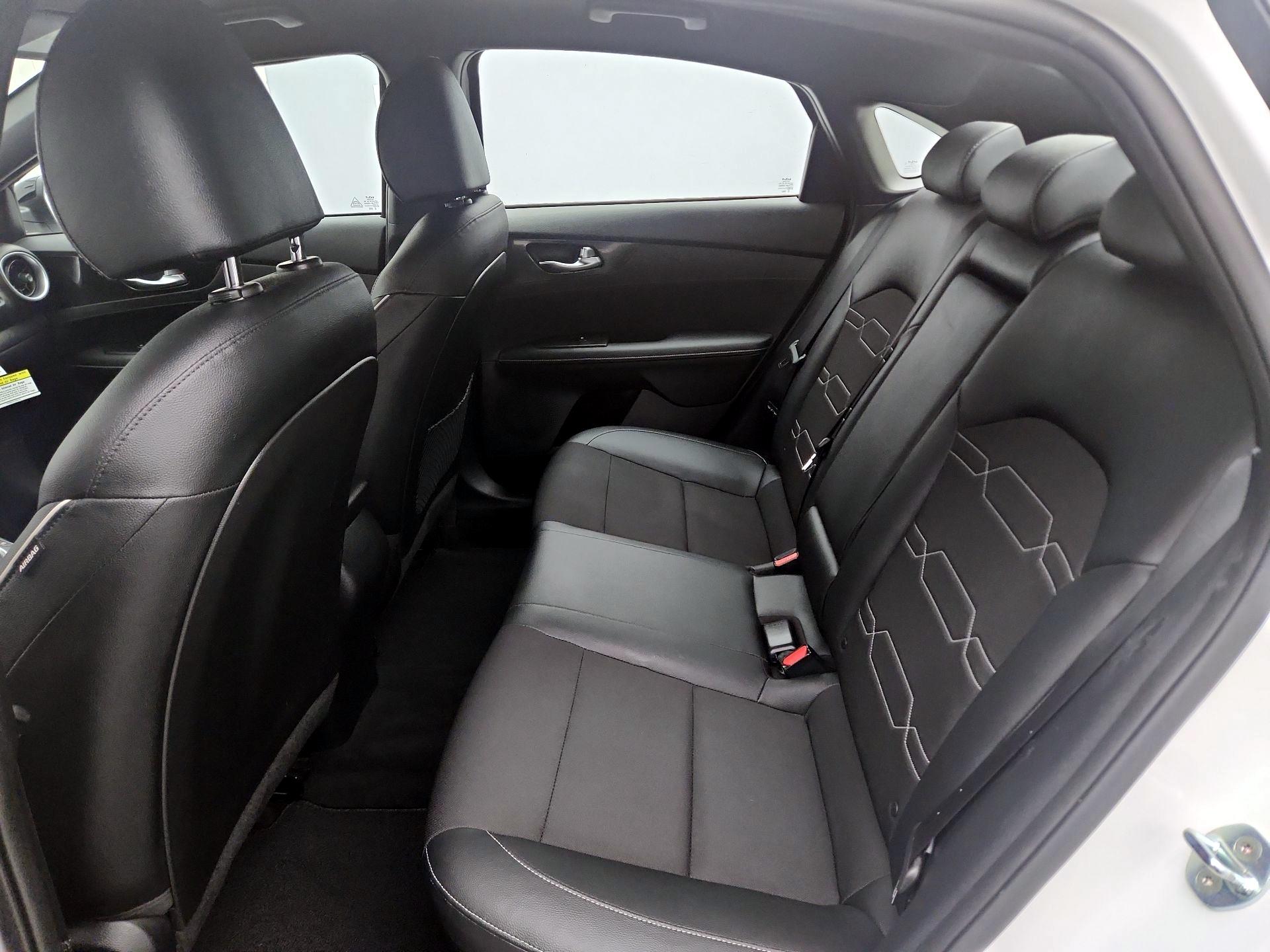 Thumbnail: 2023 Kia Forte - 20