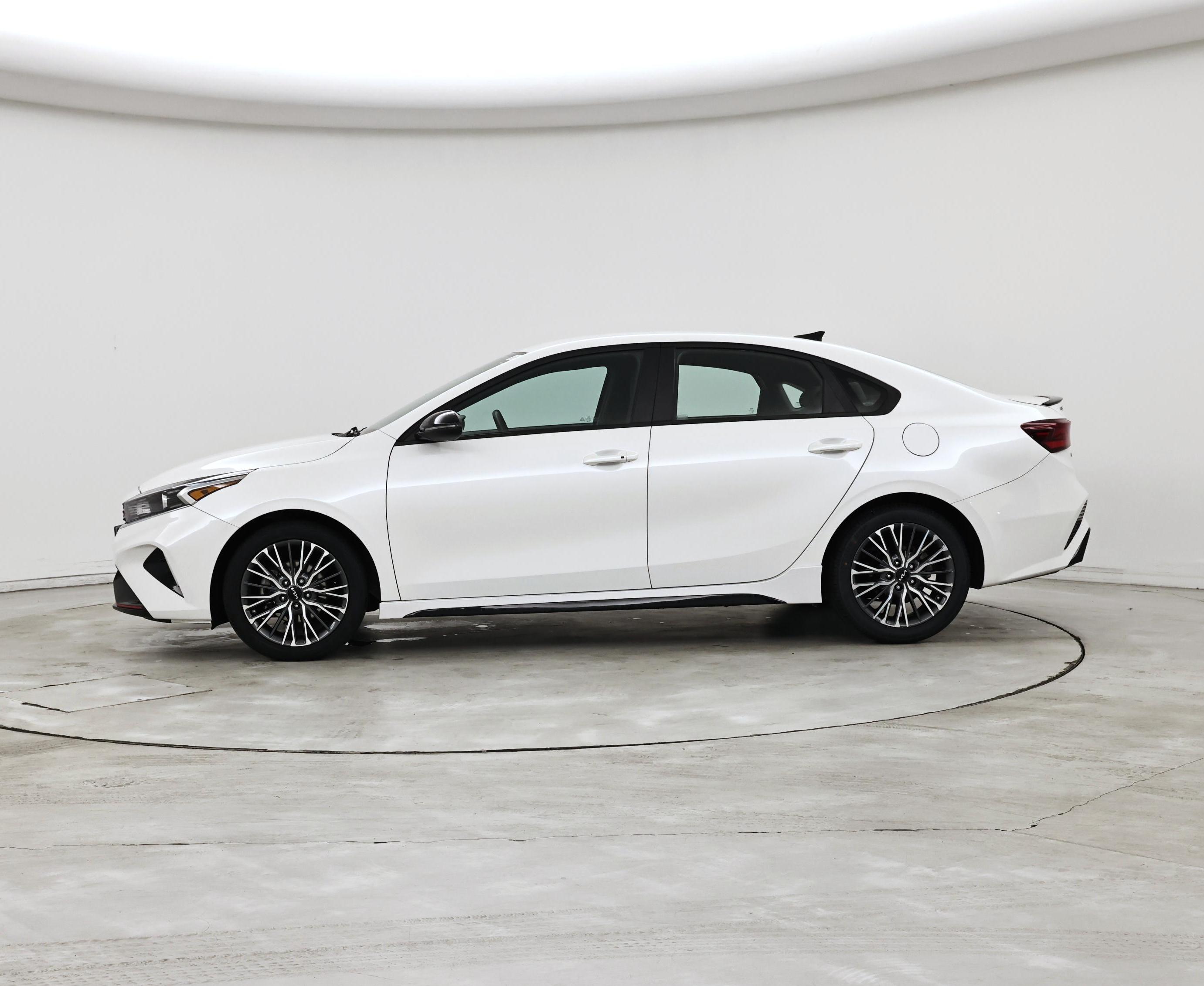 Thumbnail: 2023 Kia Forte - 3