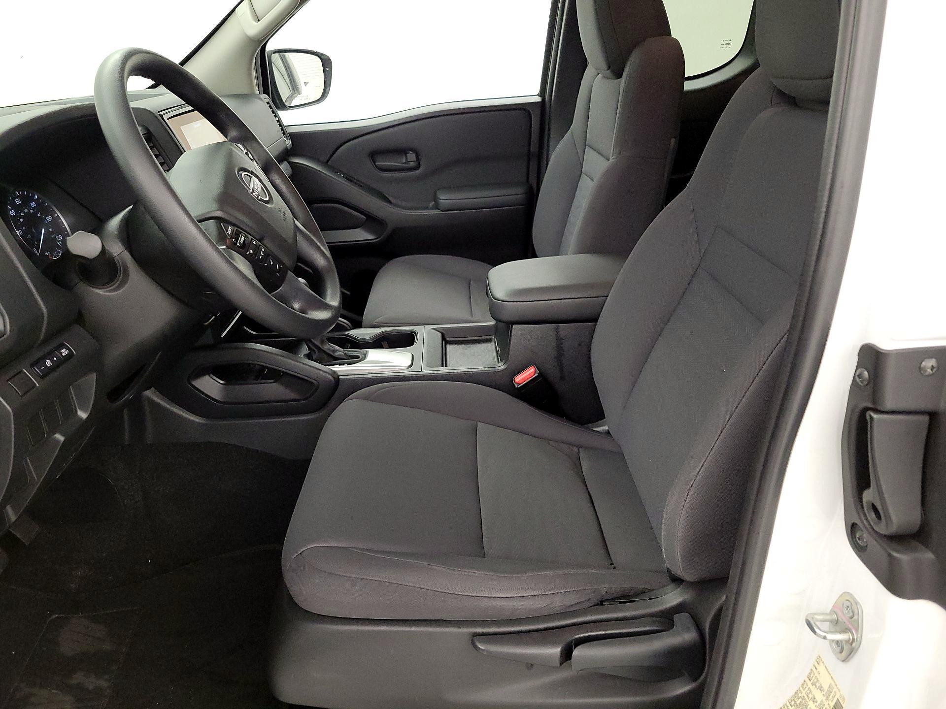 Thumbnail: 2022 Nissan Frontier - 11