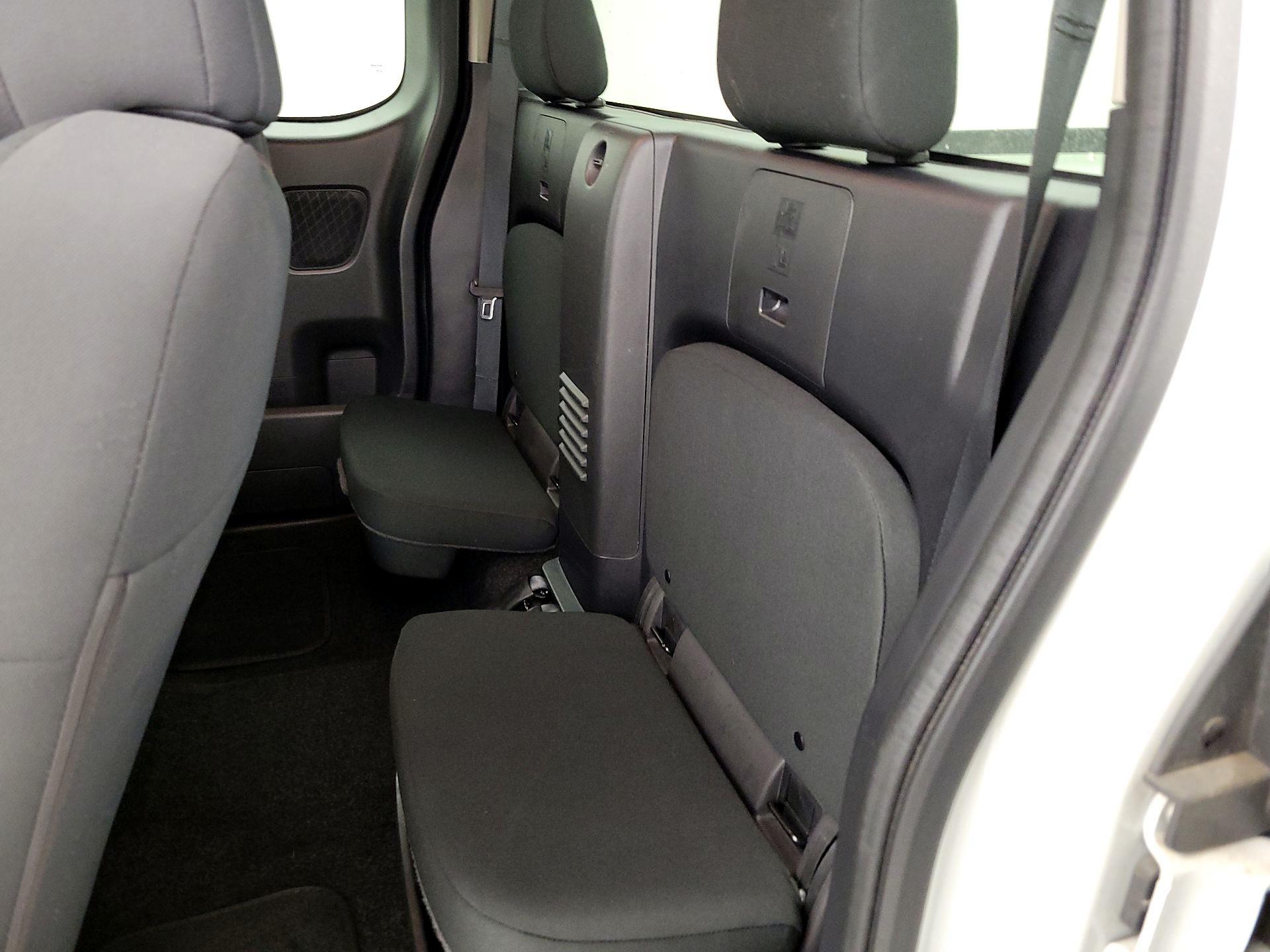 Thumbnail: 2022 Nissan Frontier - 19