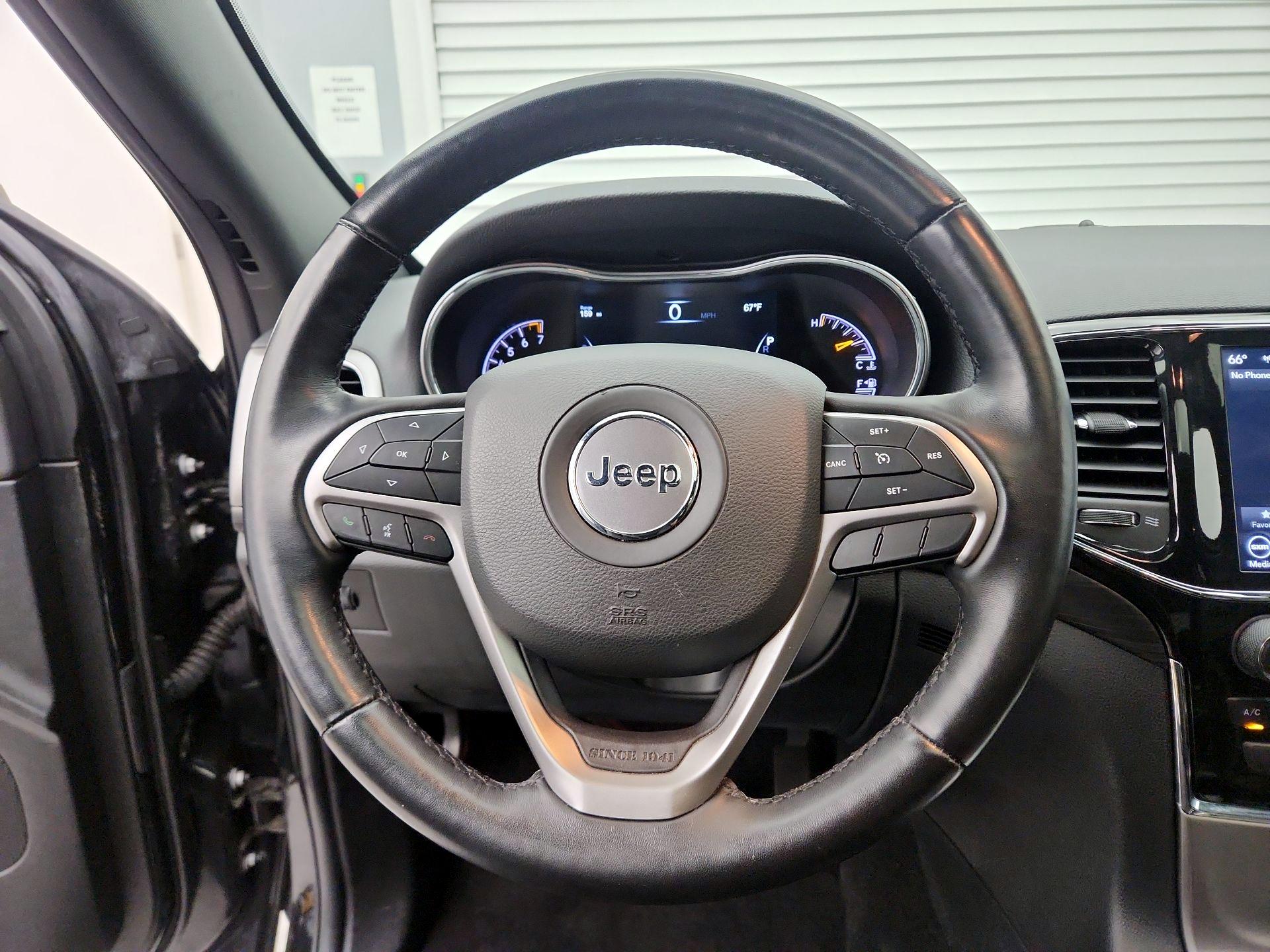 Thumbnail: 2022 Jeep Grand Cherokee - 10