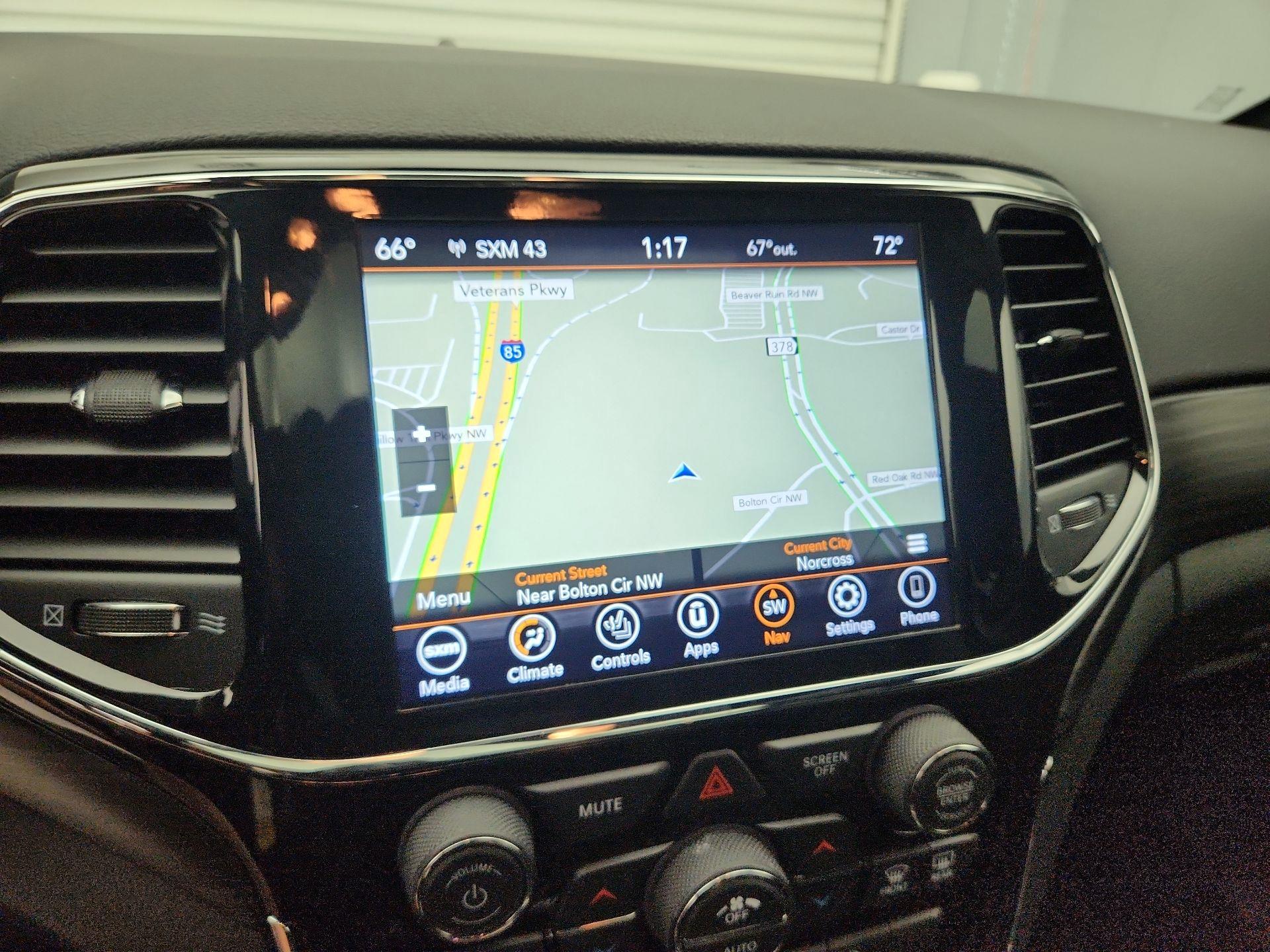 Thumbnail: 2022 Jeep Grand Cherokee - 14