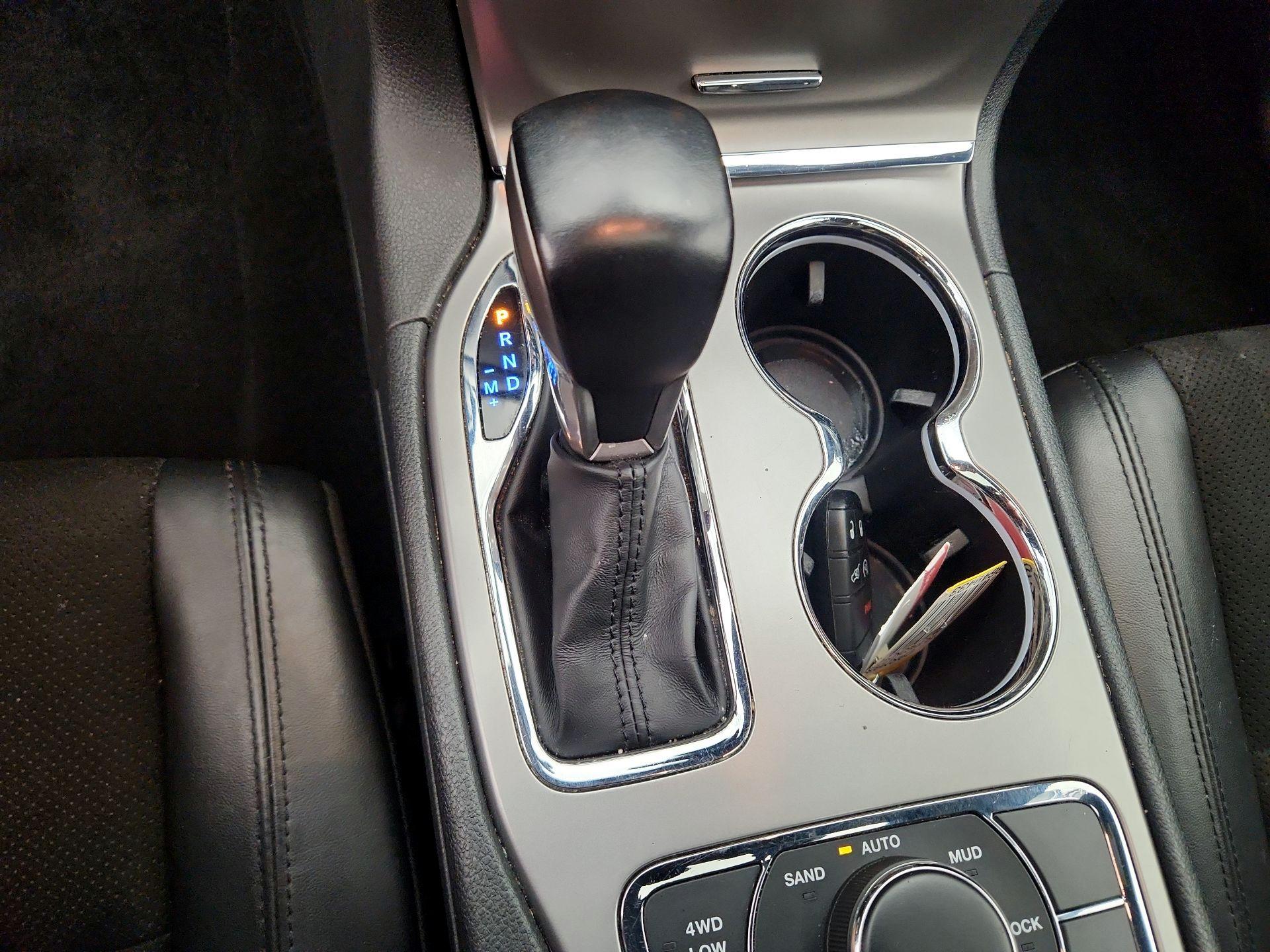 Thumbnail: 2022 Jeep Grand Cherokee - 18