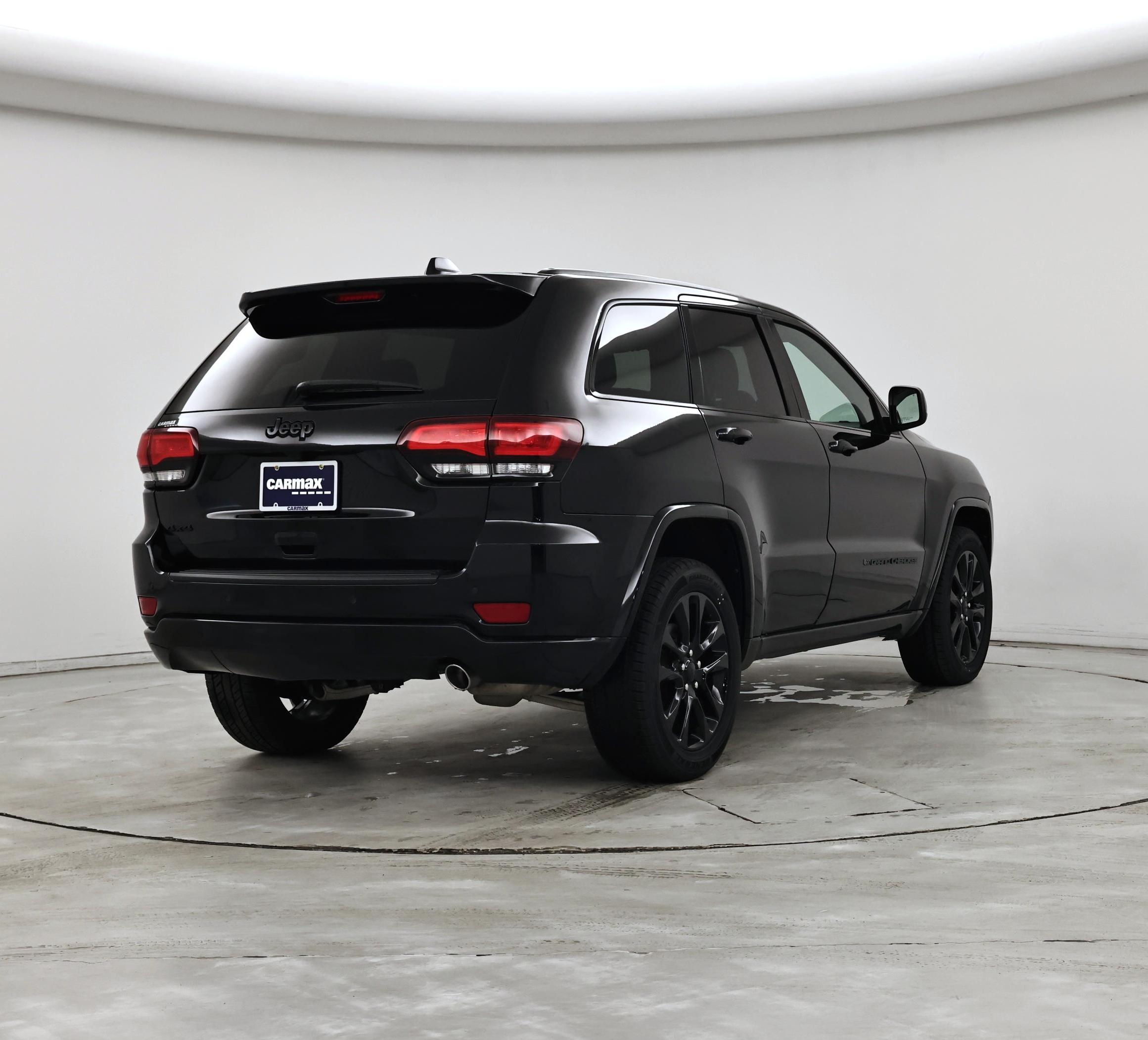 Thumbnail: 2022 Jeep Grand Cherokee - 8