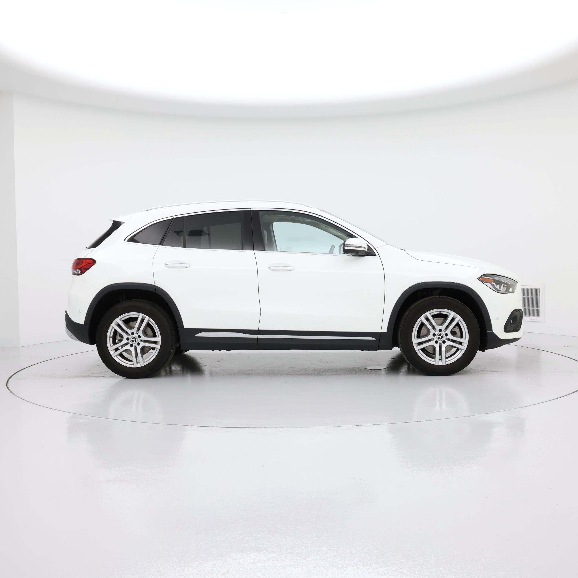 Thumbnail: 2022 Mercedes-Benz GLA - 7