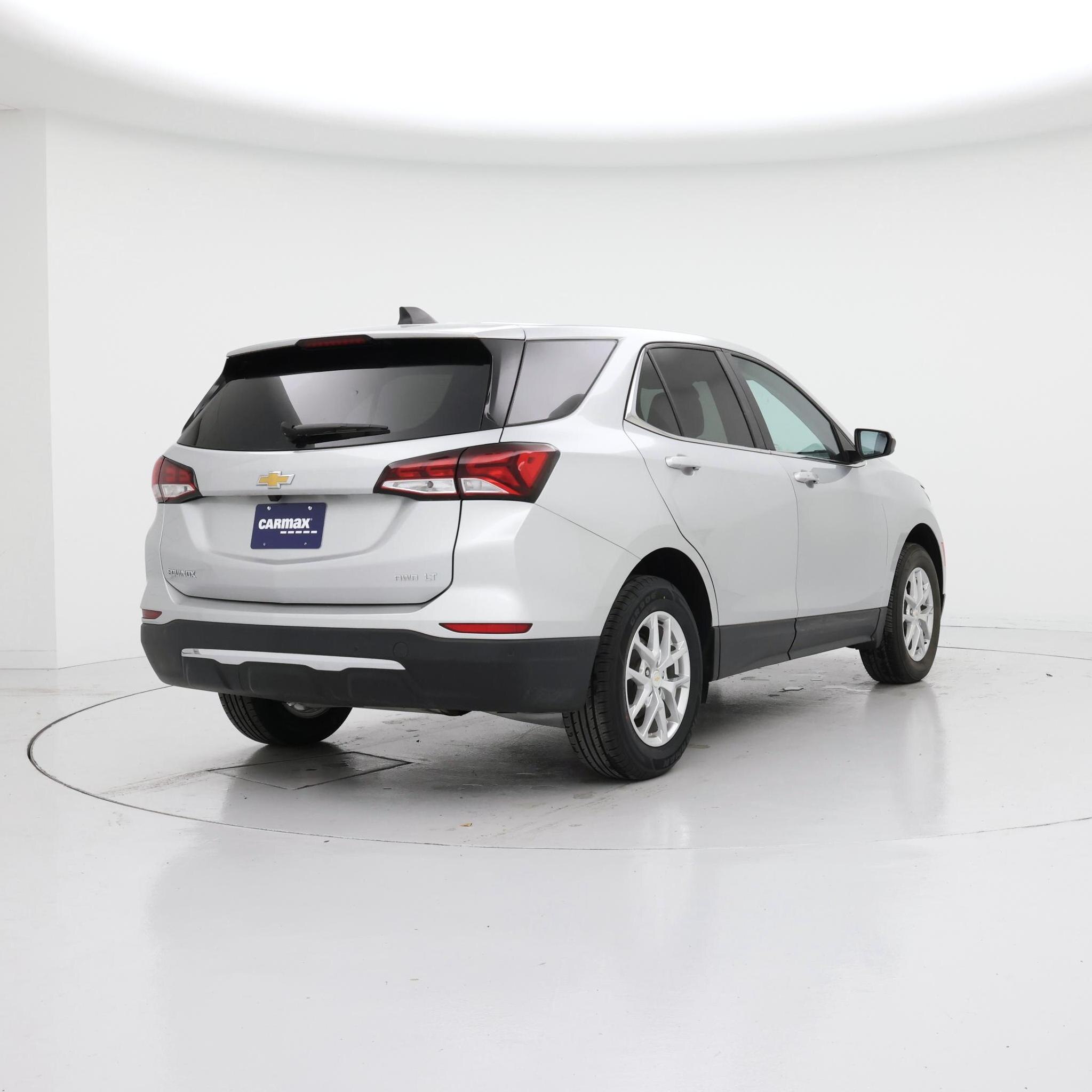 Thumbnail: 2022 Chevrolet Equinox - 8