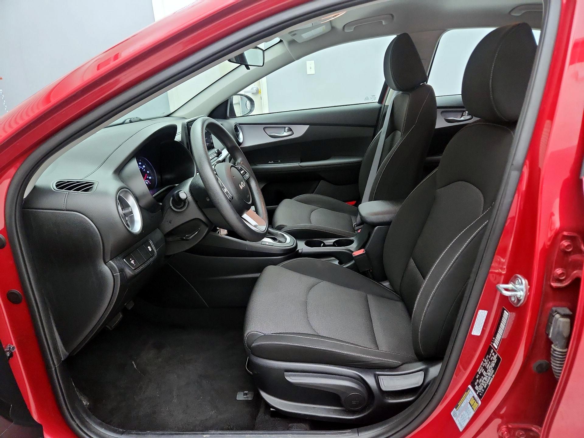 Thumbnail: 2024 Kia Forte - 11