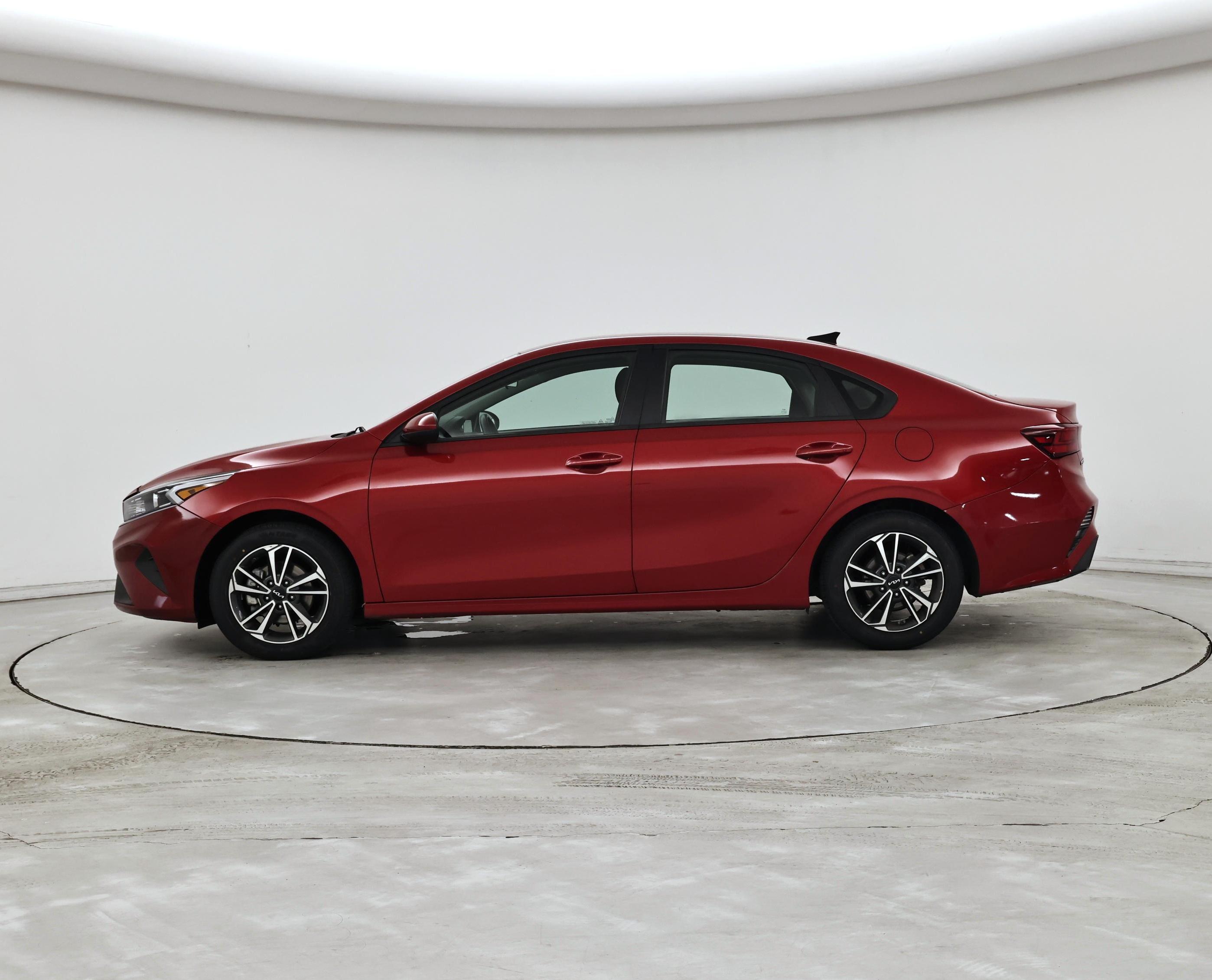 Thumbnail: 2024 Kia Forte - 3