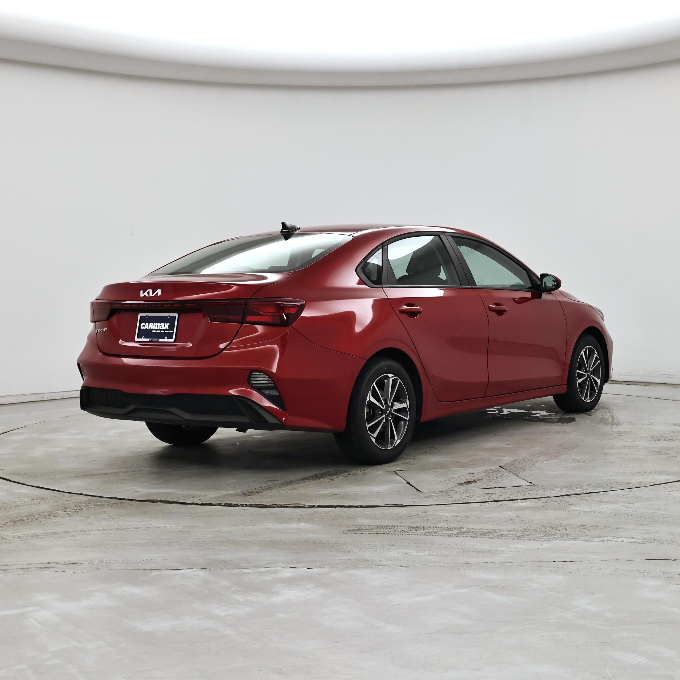 Thumbnail: 2024 Kia Forte - 8