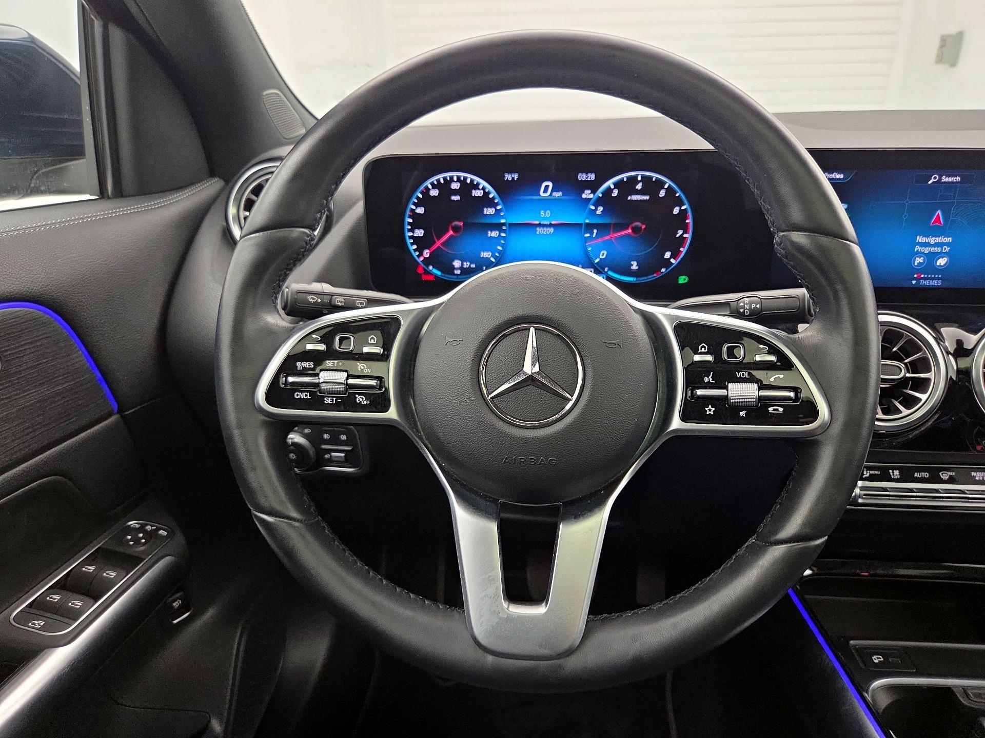 Thumbnail: 2023 Mercedes-Benz GLA - 10