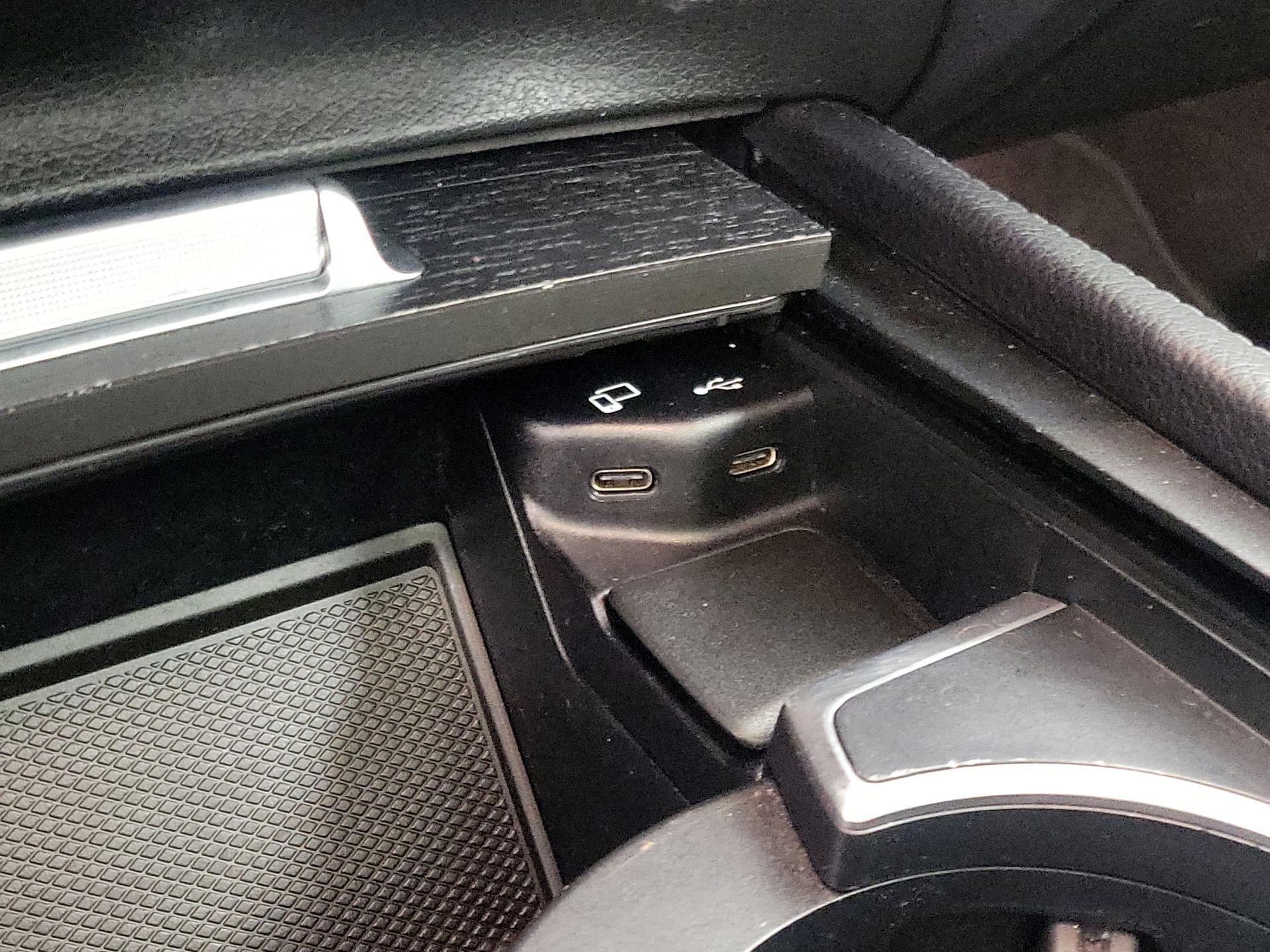 Thumbnail: 2022 Mercedes-Benz GLE - 19