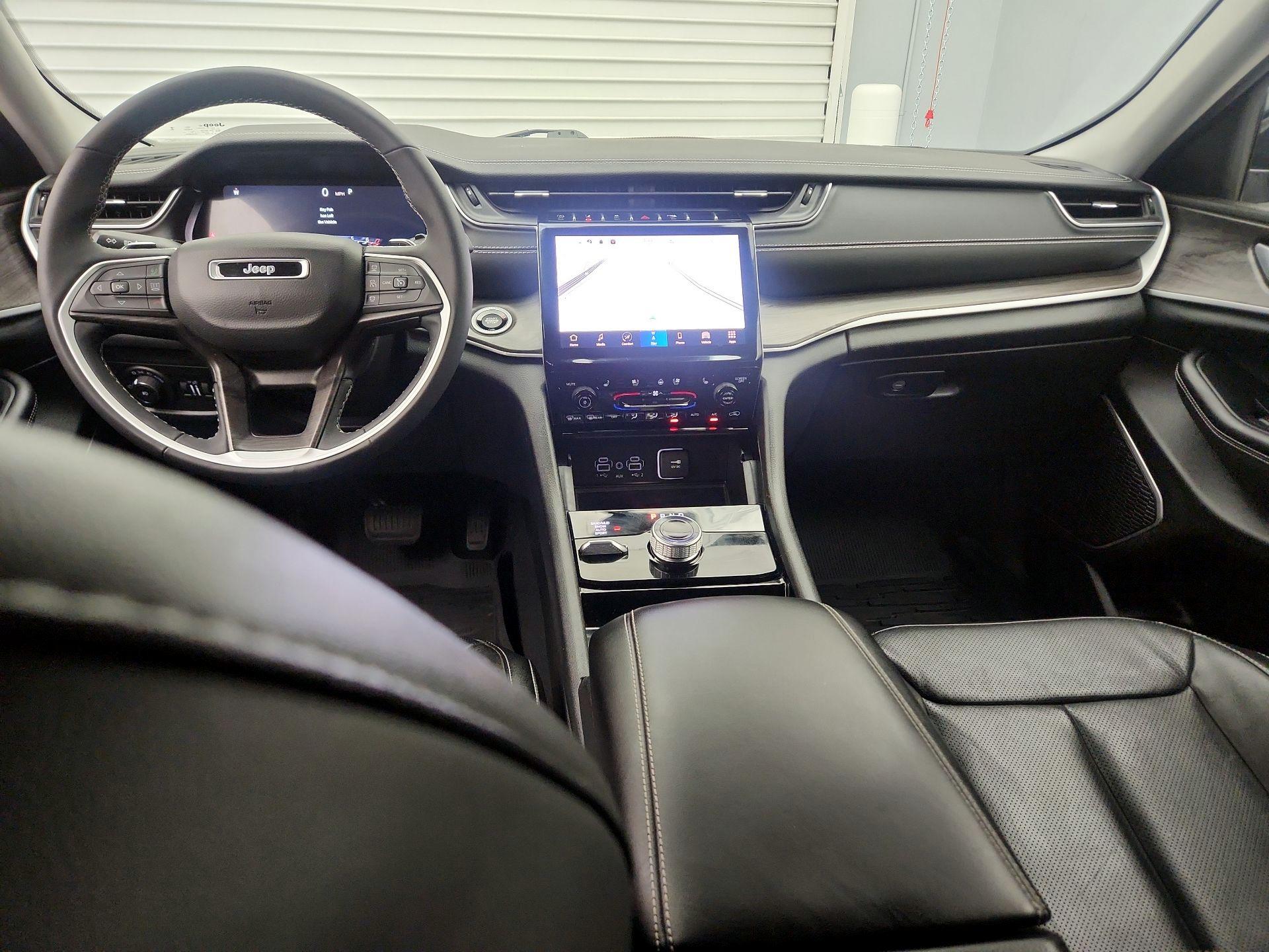 Thumbnail: 2023 Jeep Grand Cherokee - 9