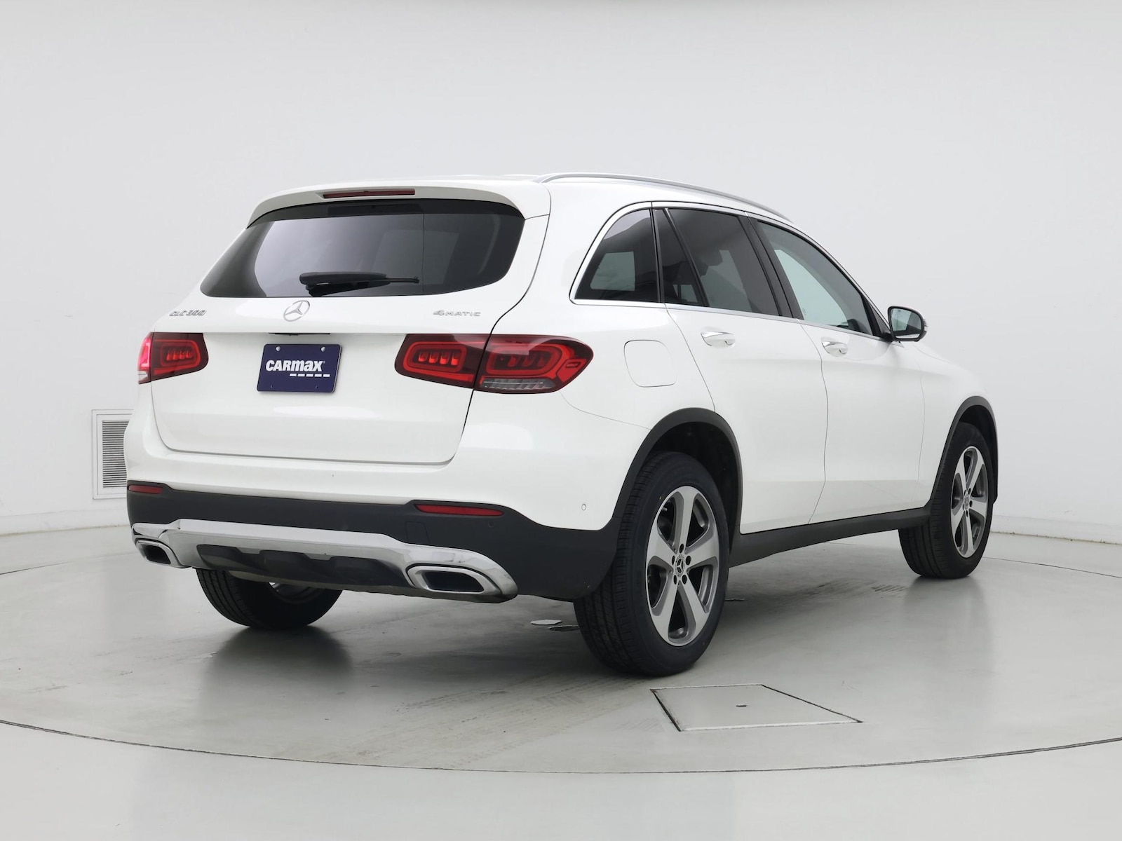 2022 Mercedes-Benz GLC GLC300 - Photo 9