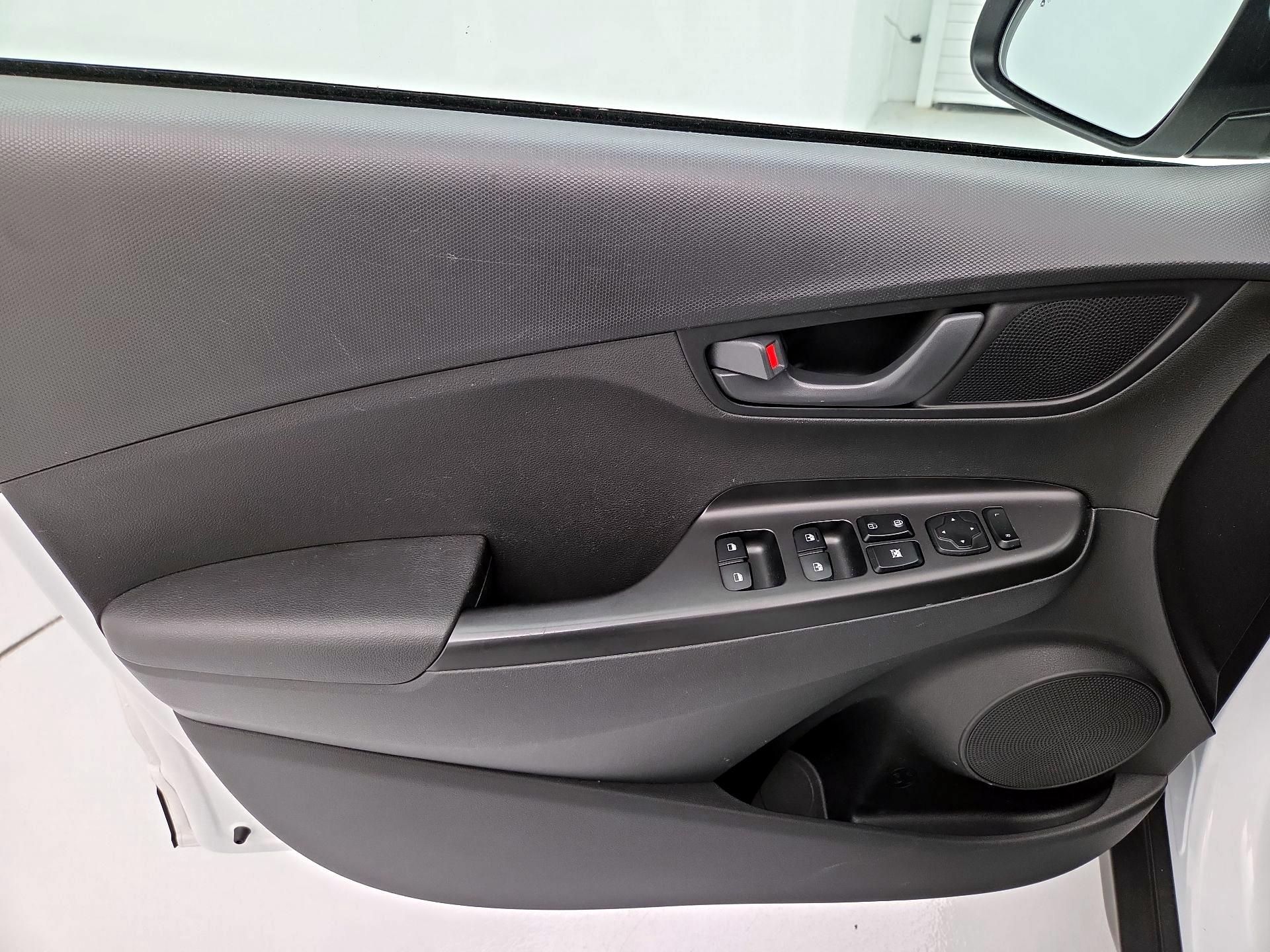 Thumbnail: 2023 Hyundai Kona - 12