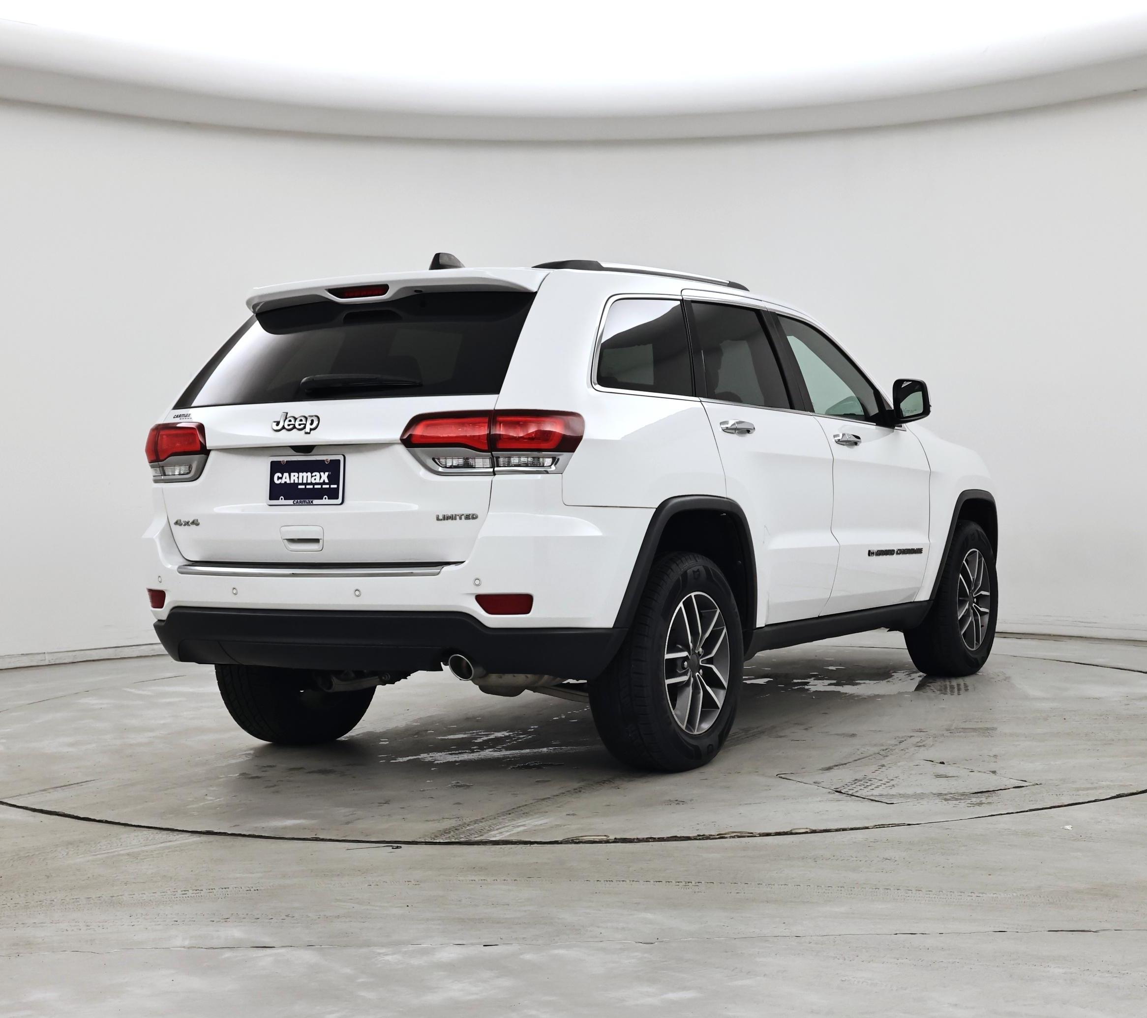 Thumbnail: 2022 Jeep Grand Cherokee - 8