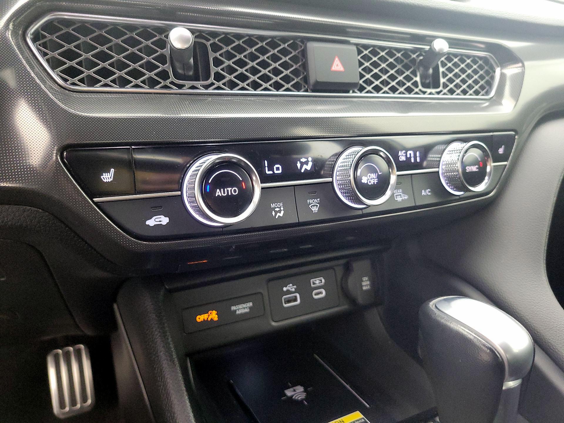 Thumbnail: 2023 Acura Integra - 16