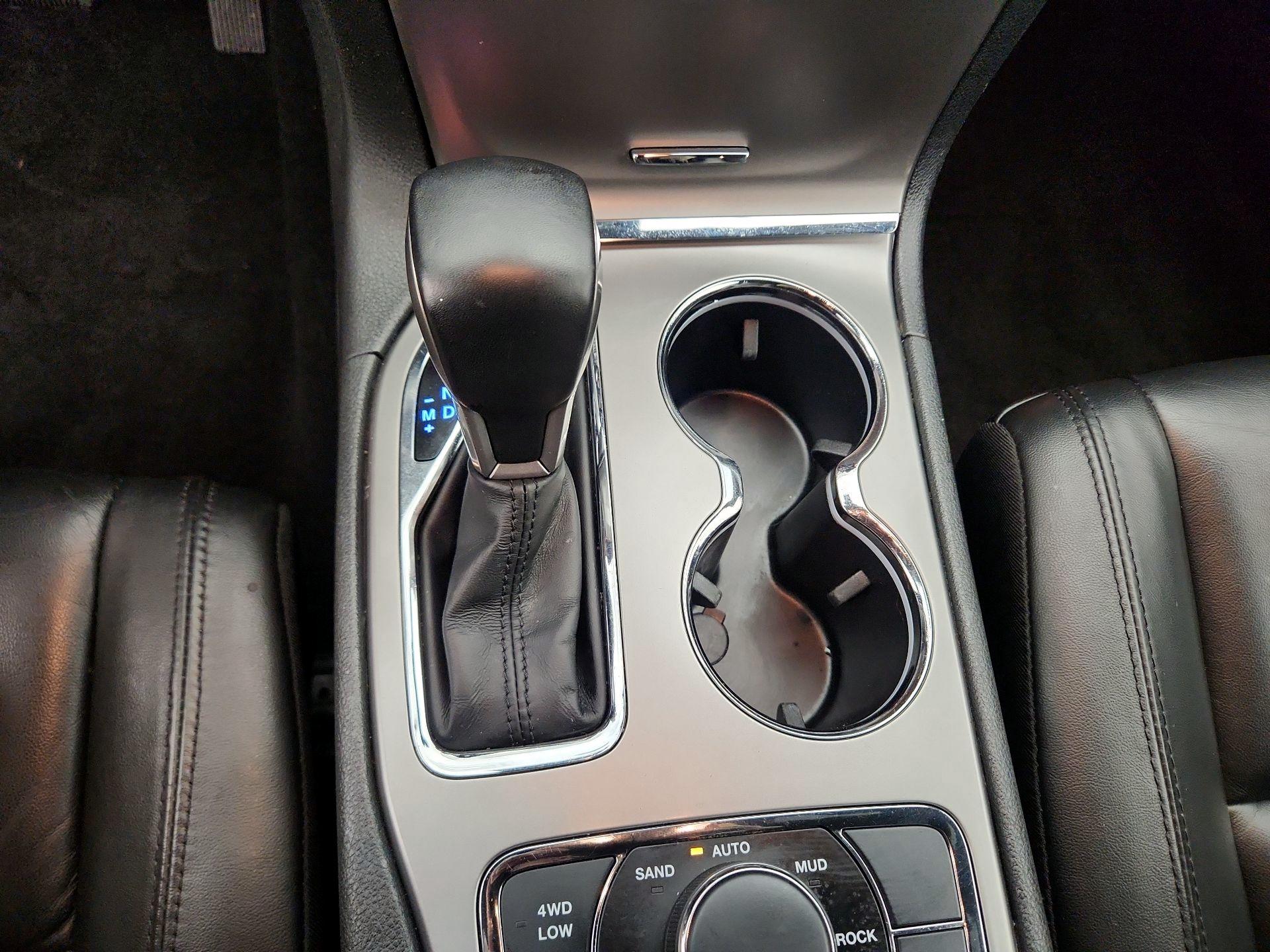 Thumbnail: 2022 Jeep Grand Cherokee - 18