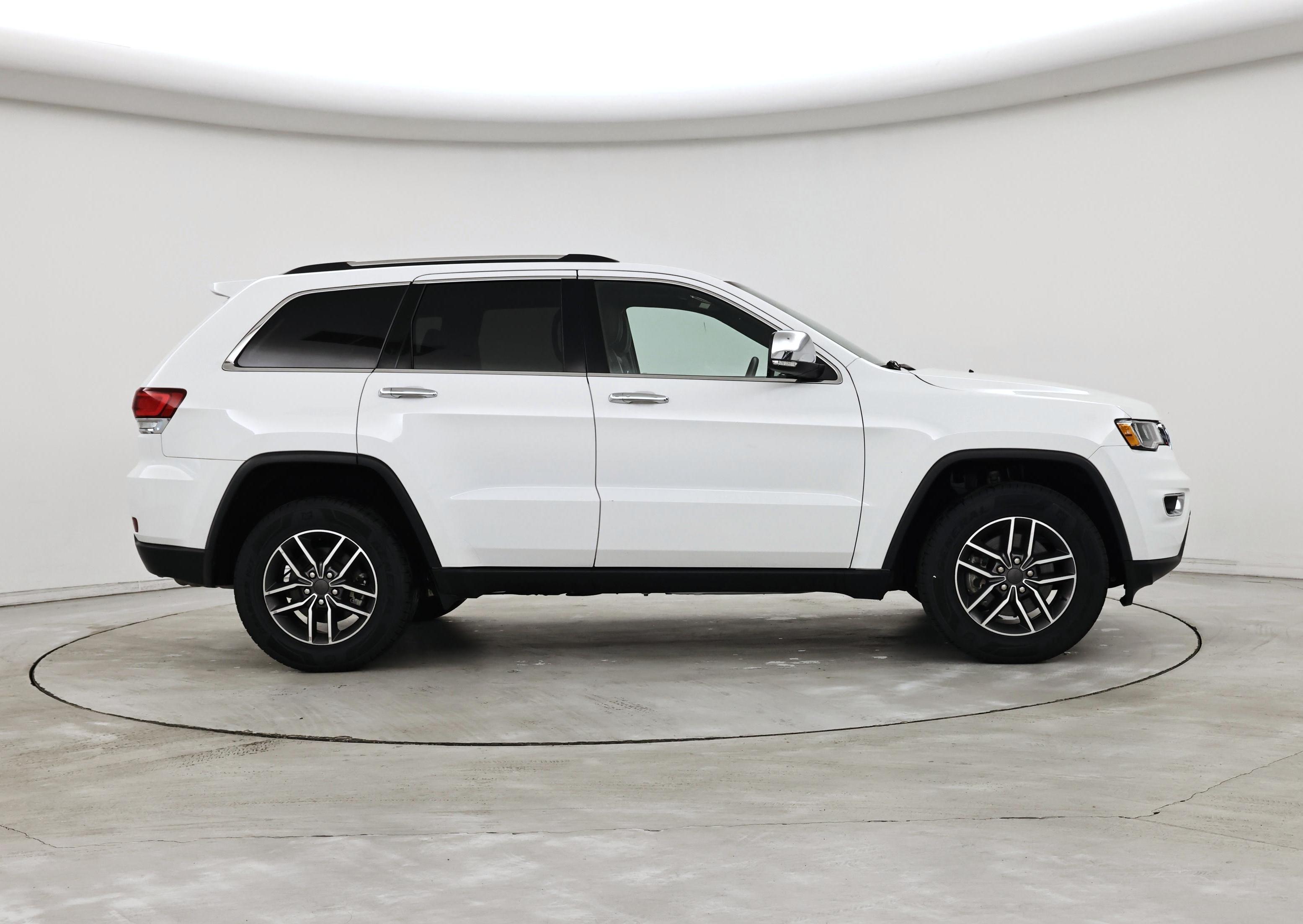 Thumbnail: 2022 Jeep Grand Cherokee - 7