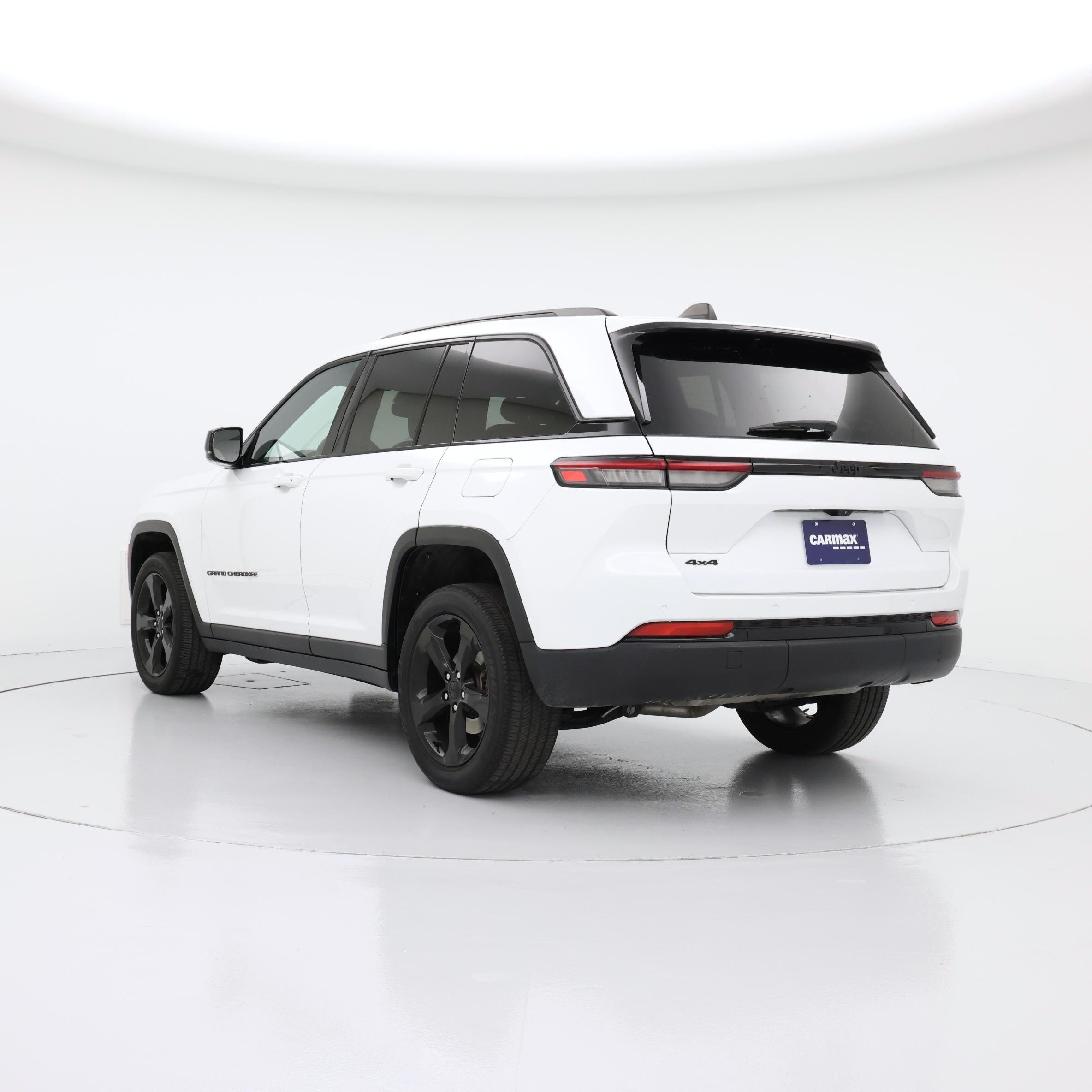 Thumbnail: 2023 Jeep Grand Cherokee - 2
