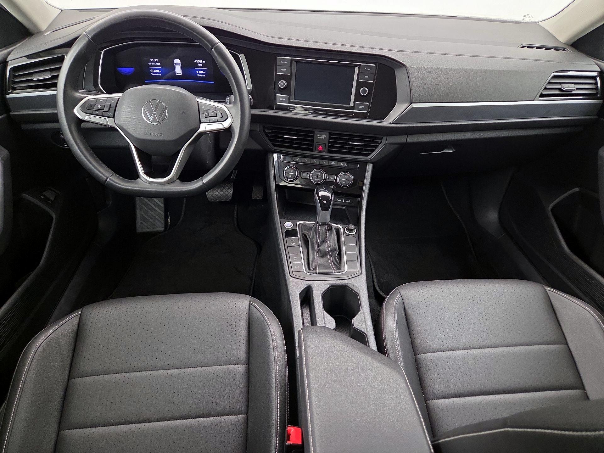 Thumbnail: 2024 Volkswagen Jetta - 9