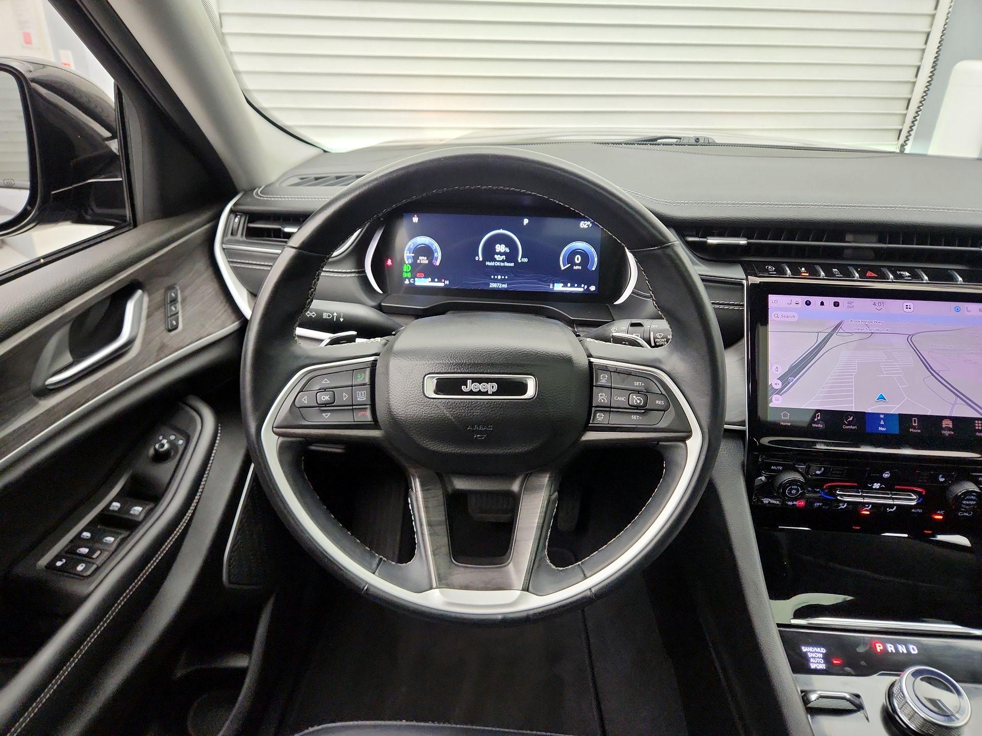 Thumbnail: 2022 Jeep Grand Cherokee - 10