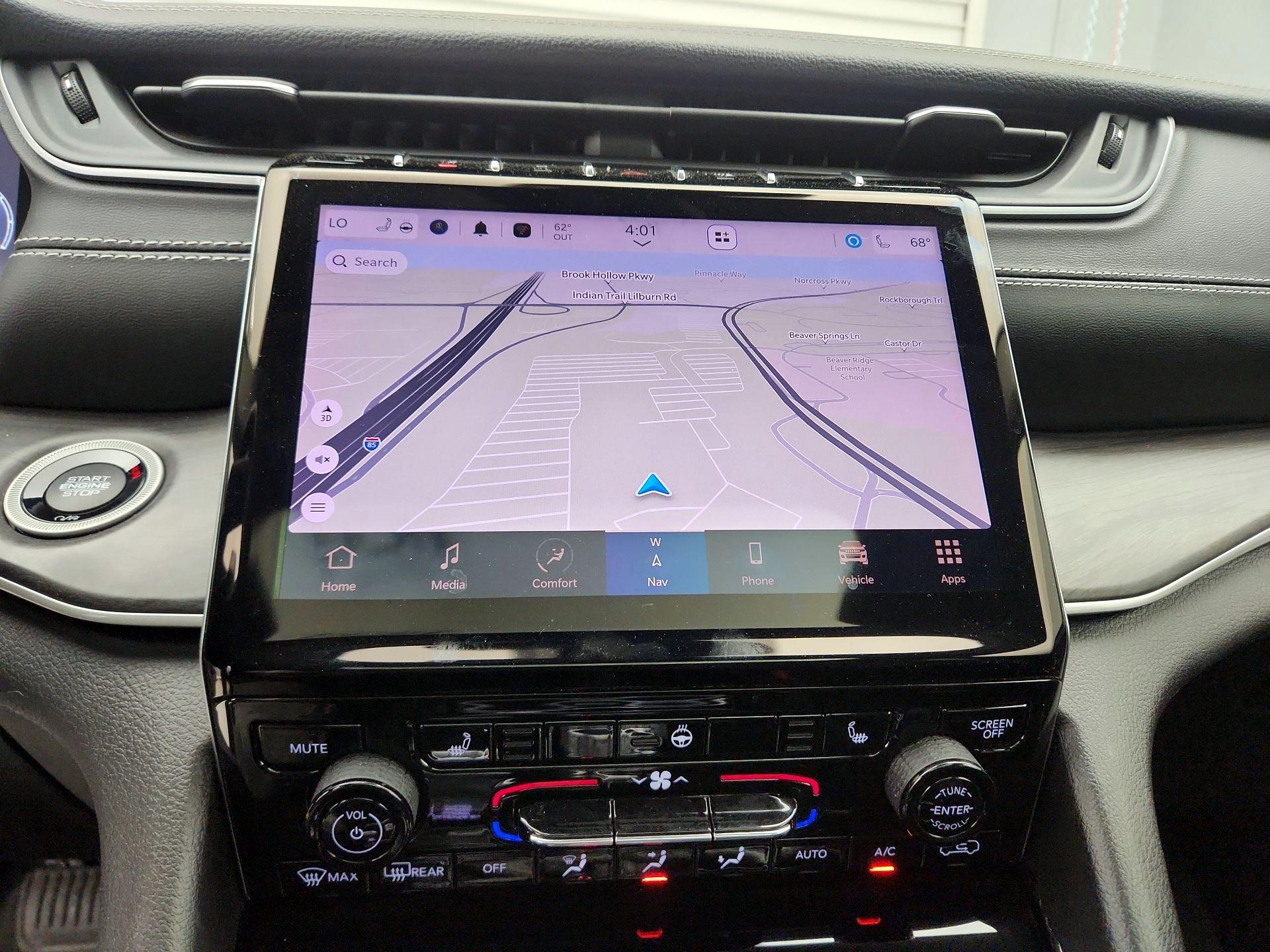 Thumbnail: 2022 Jeep Grand Cherokee - 14