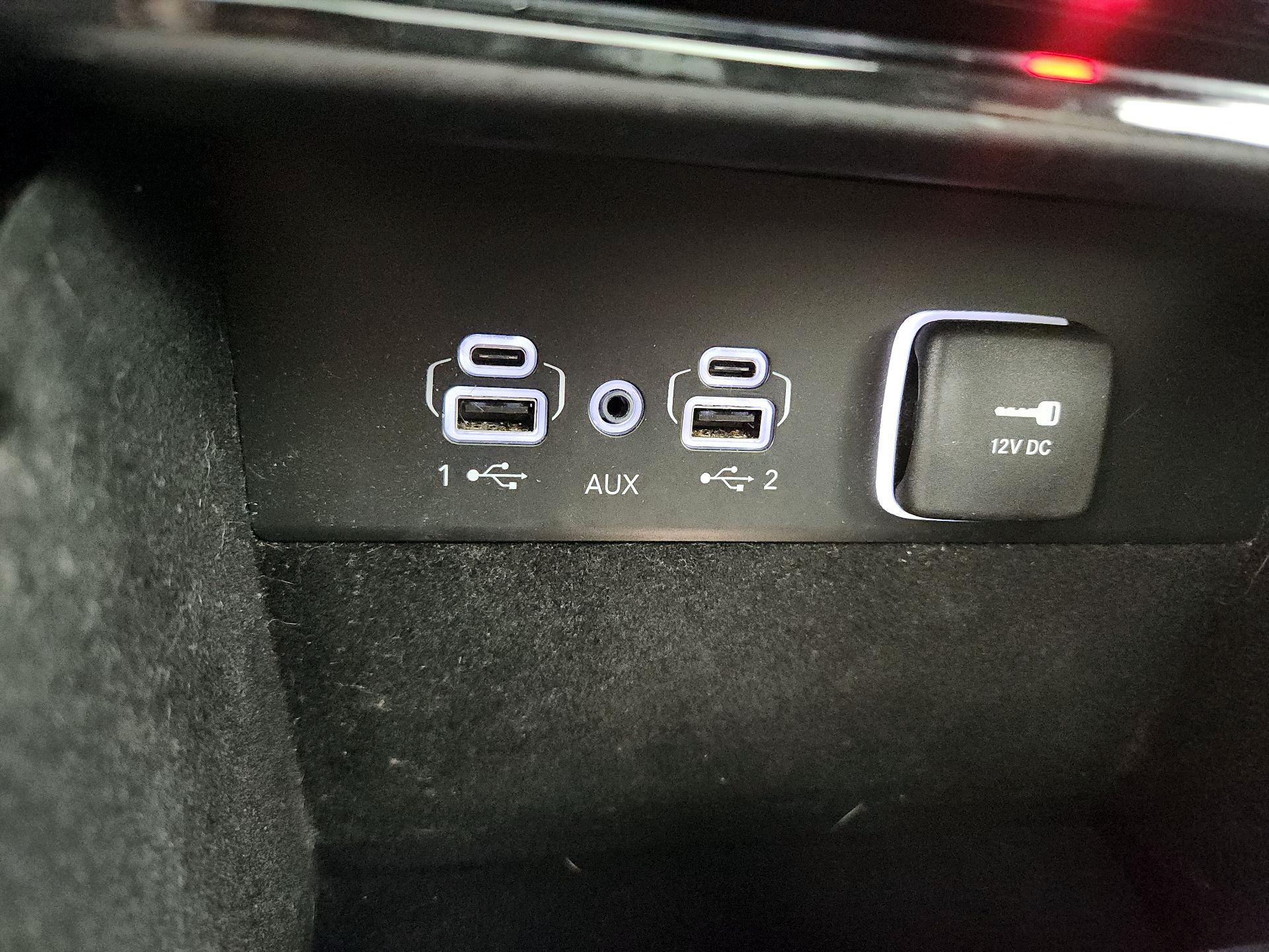 Thumbnail: 2022 Jeep Grand Cherokee - 19