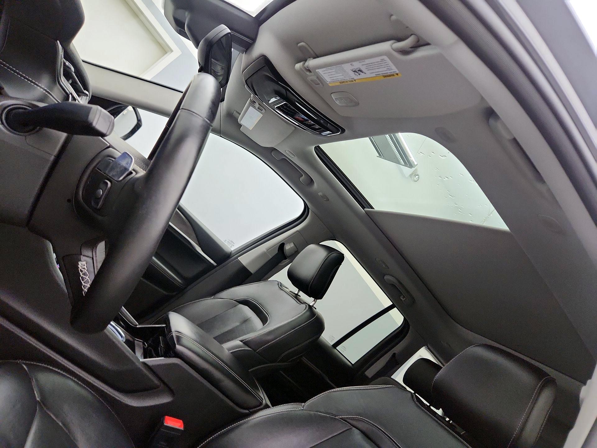 Thumbnail: 2022 Jeep Grand Cherokee - 20