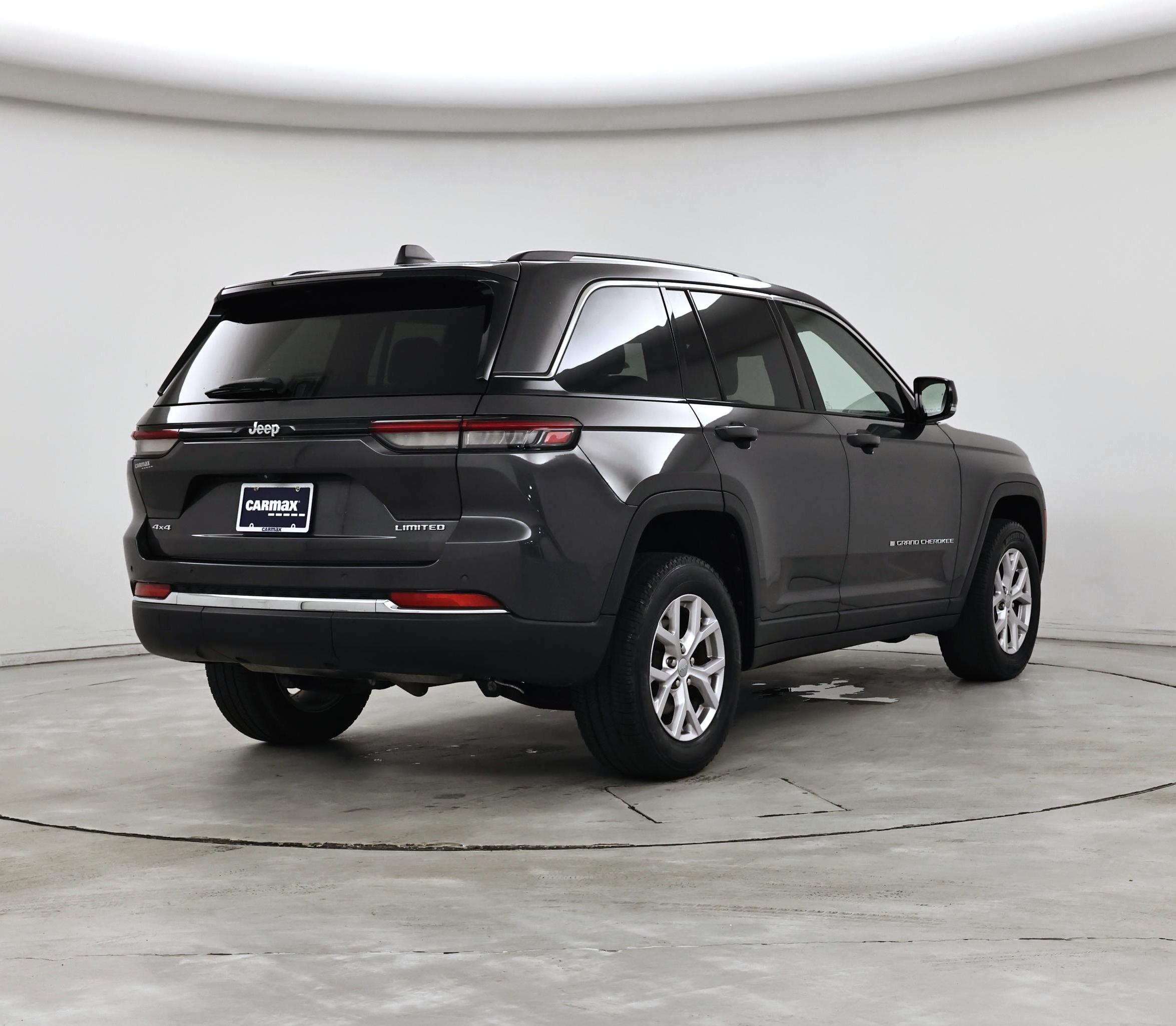 Thumbnail: 2022 Jeep Grand Cherokee - 8