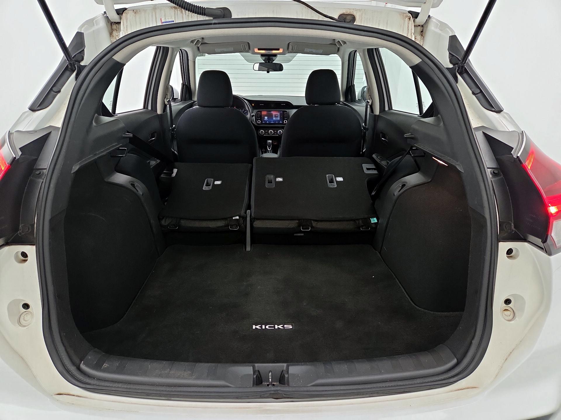 Thumbnail: 2023 Nissan Kicks - 20