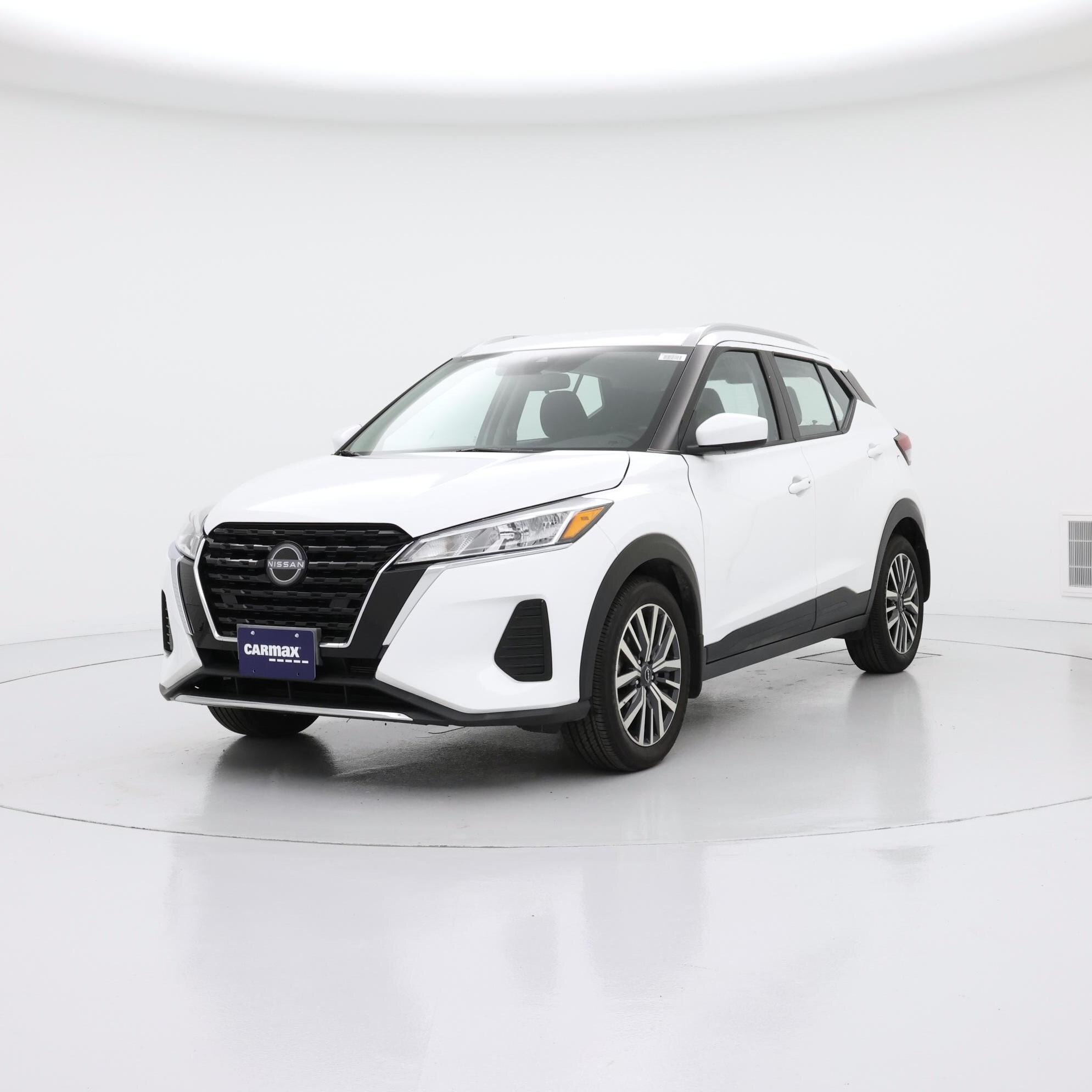 Thumbnail: 2023 Nissan Kicks - 4