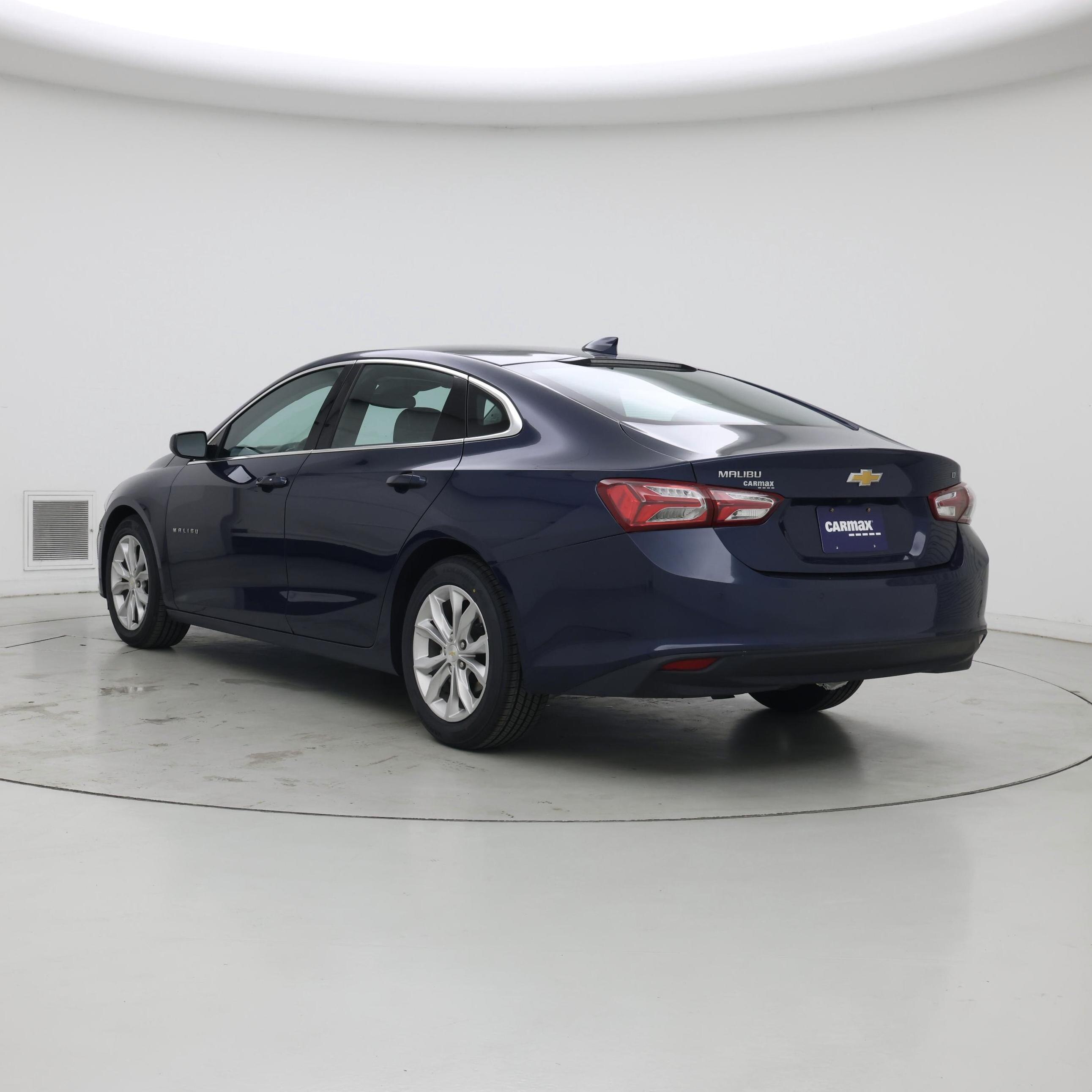 Thumbnail: 2022 Chevrolet Malibu - 2