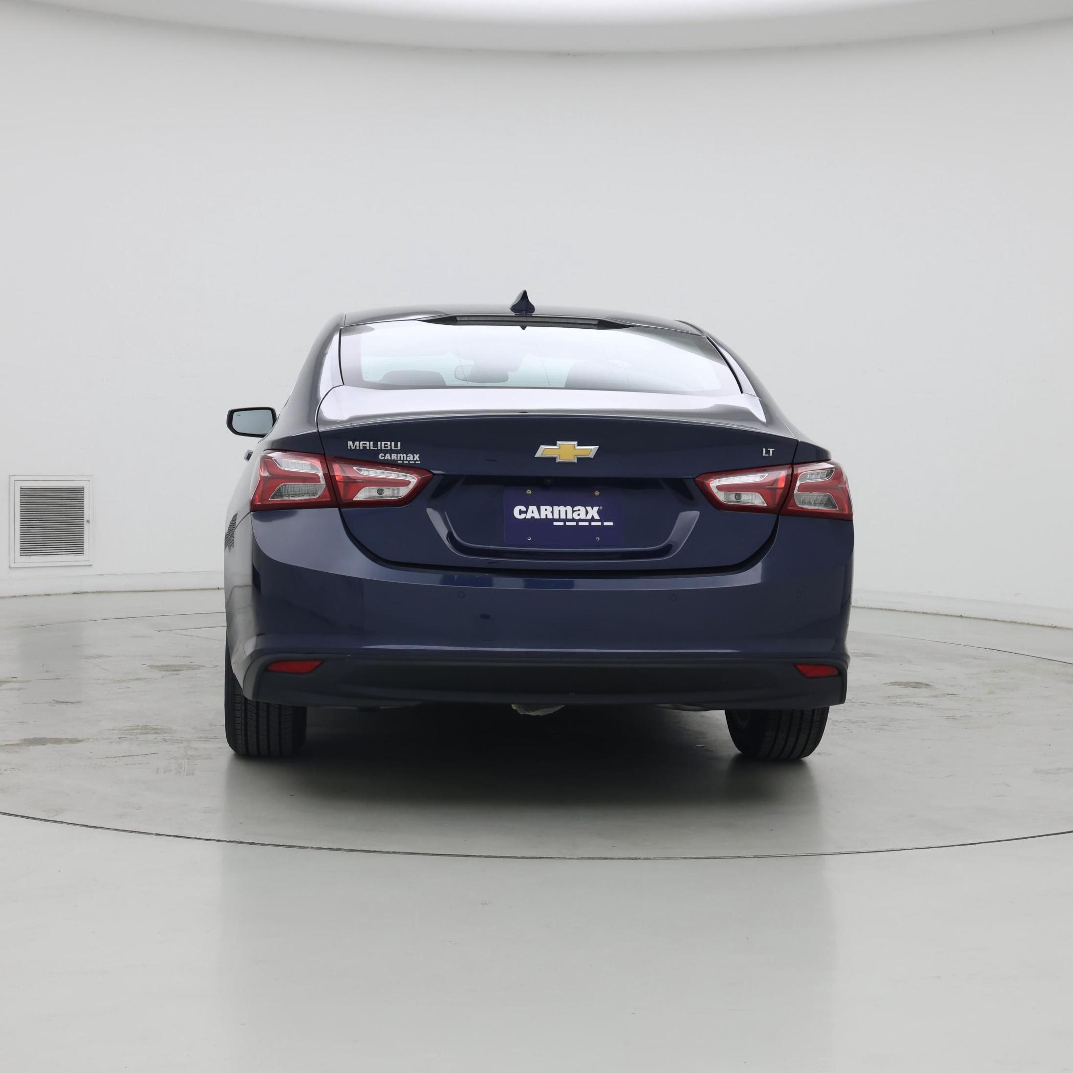 Thumbnail: 2022 Chevrolet Malibu - 6