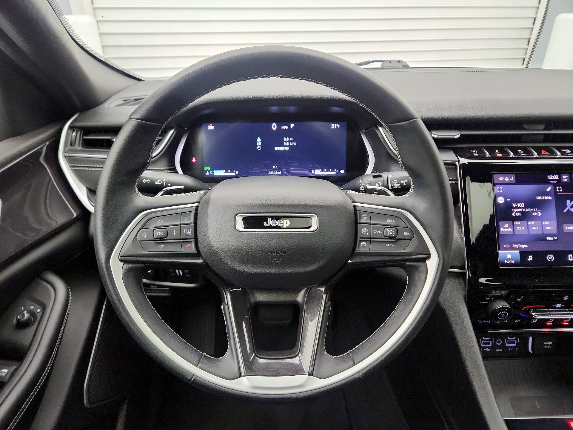 Thumbnail: 2022 Jeep Grand Cherokee - 10