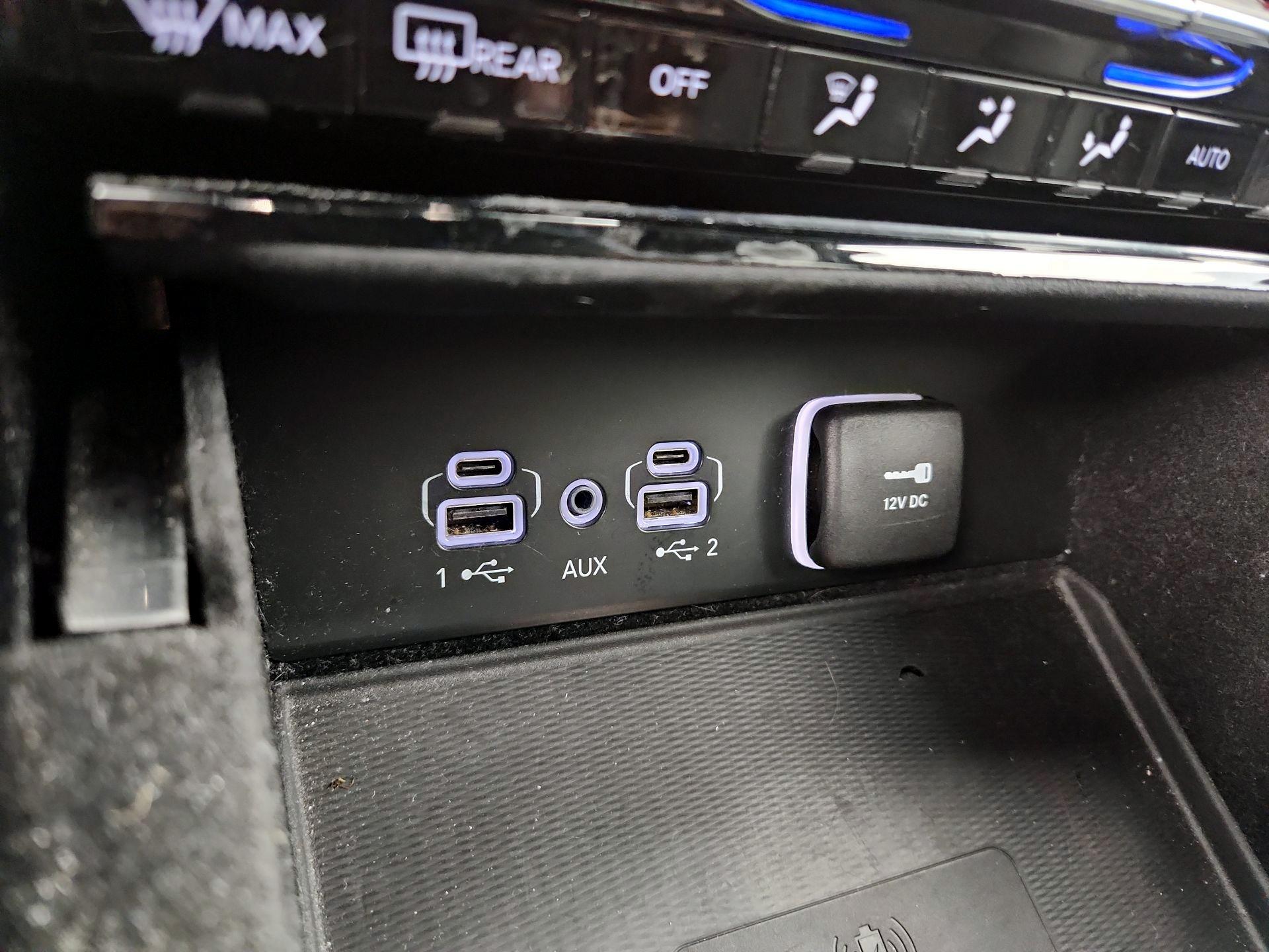 Thumbnail: 2022 Jeep Grand Cherokee - 18
