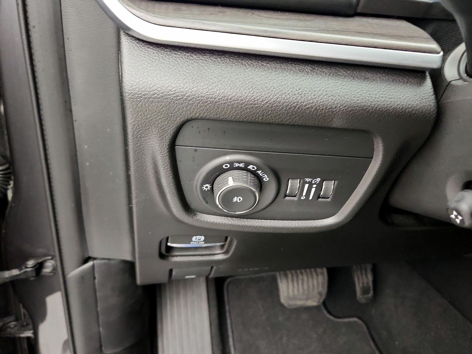 2022 Jeep Grand Cherokee Overland - Photo 14