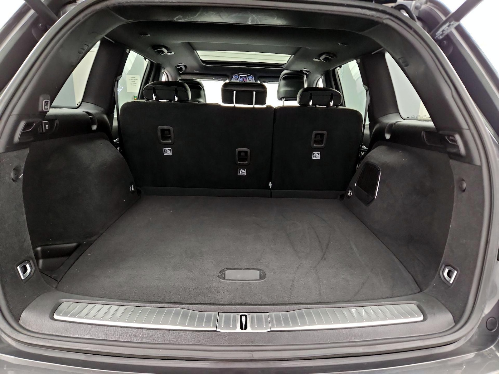2022 Jeep Grand Cherokee Overland - Photo 23