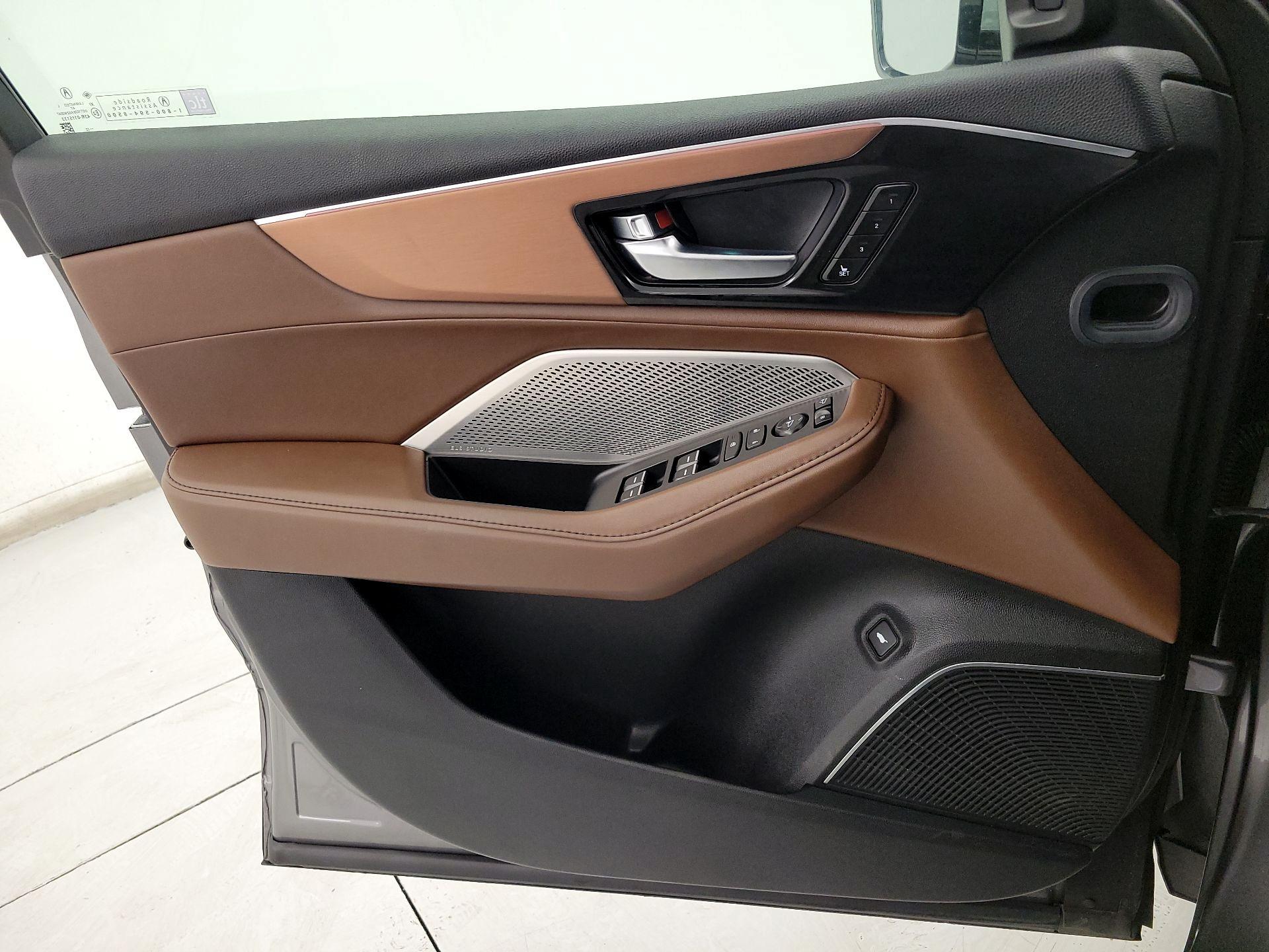 Thumbnail: 2022 Acura MDX - 12