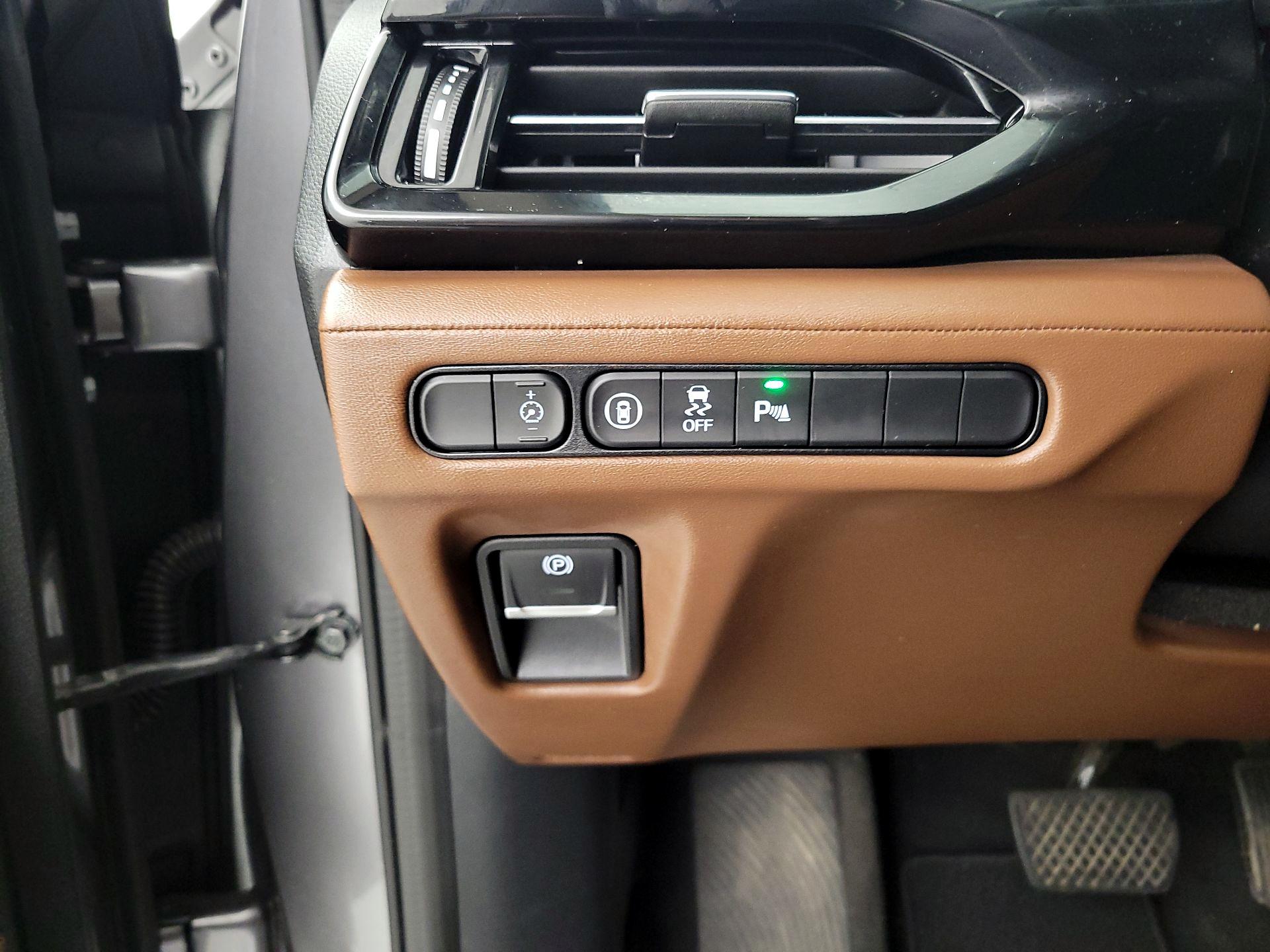 Thumbnail: 2022 Acura MDX - 13