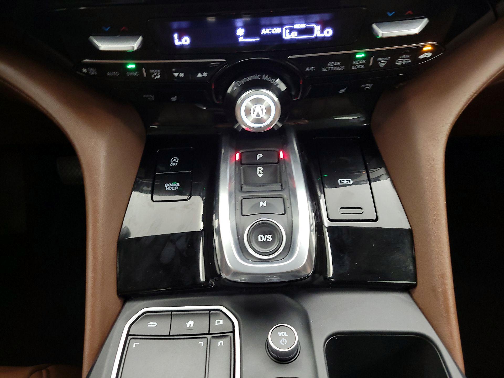 Thumbnail: 2022 Acura MDX - 18