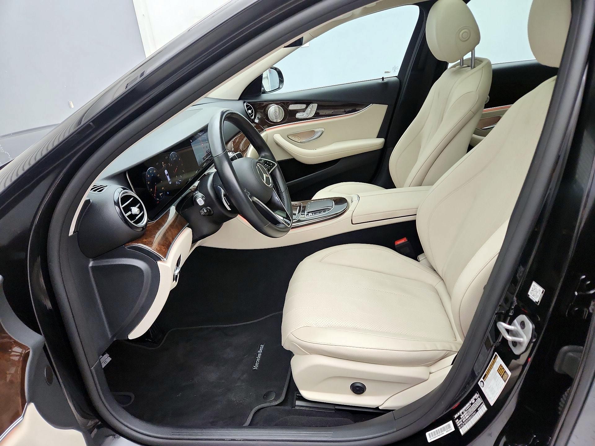 Thumbnail: 2022 Mercedes-Benz E-Class - 11