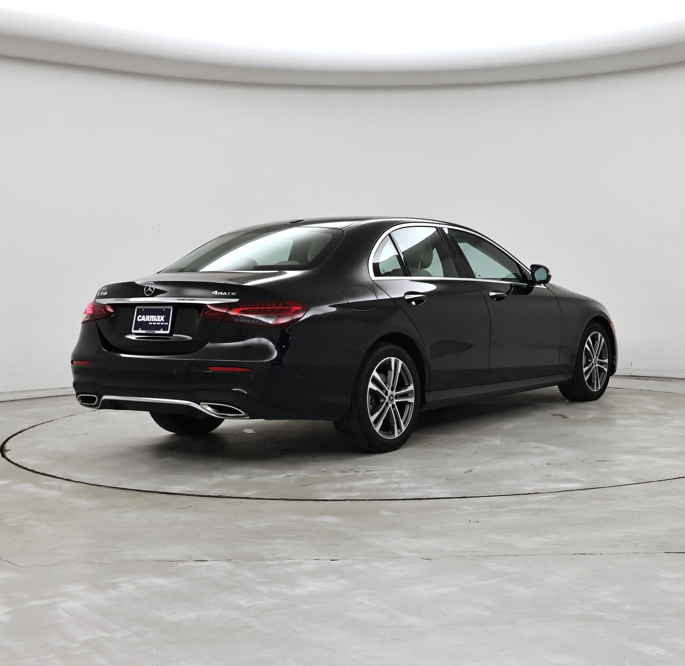 Thumbnail: 2022 Mercedes-Benz E-Class - 8