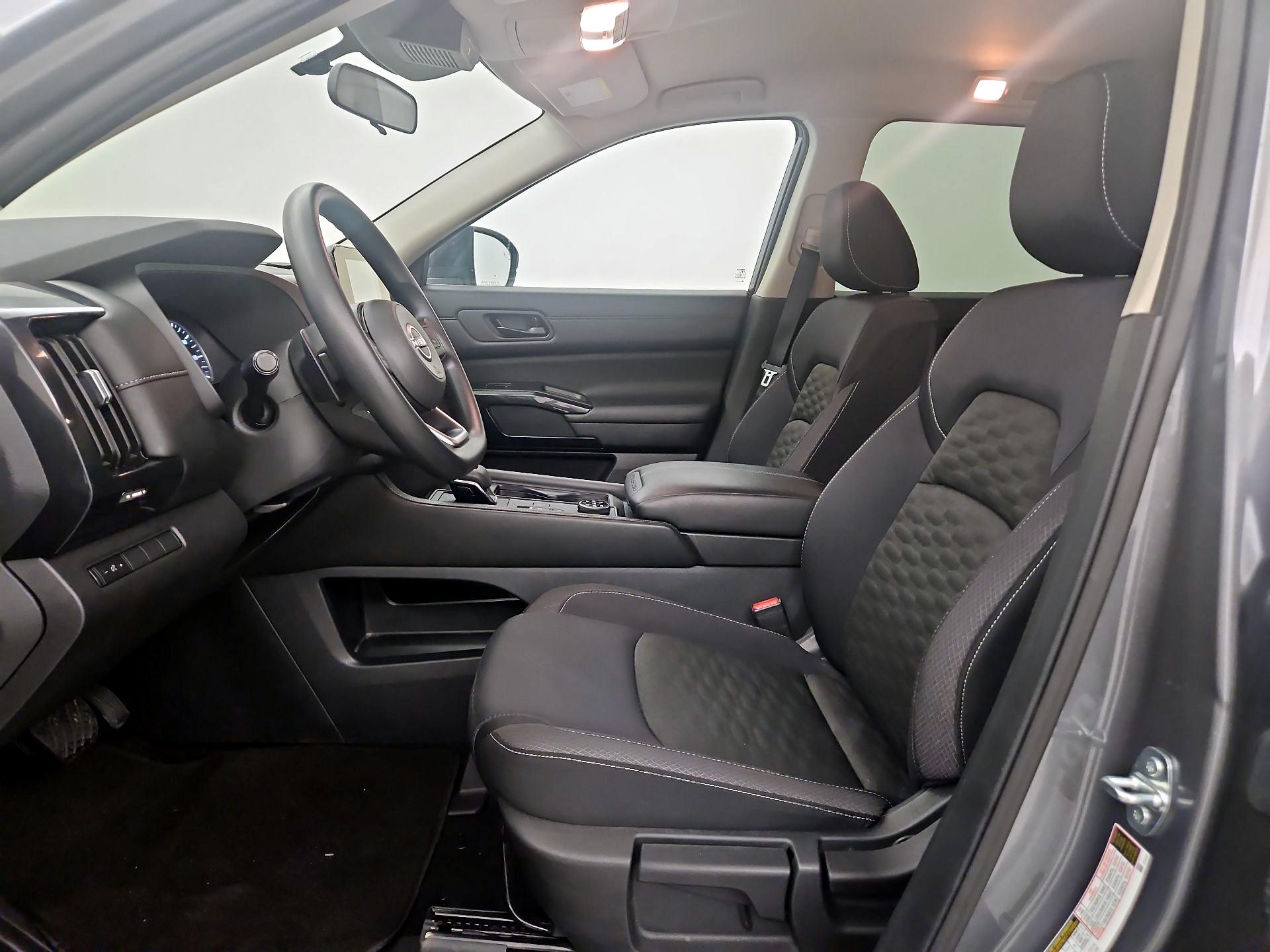 Thumbnail: 2024 Nissan Pathfinder - 11